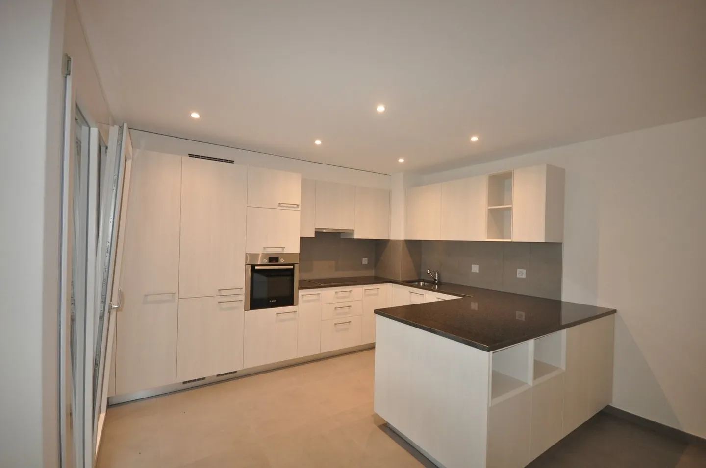 Magnifique appartement 3.5 pièces au 2ème étage - Photo 2 sur 7