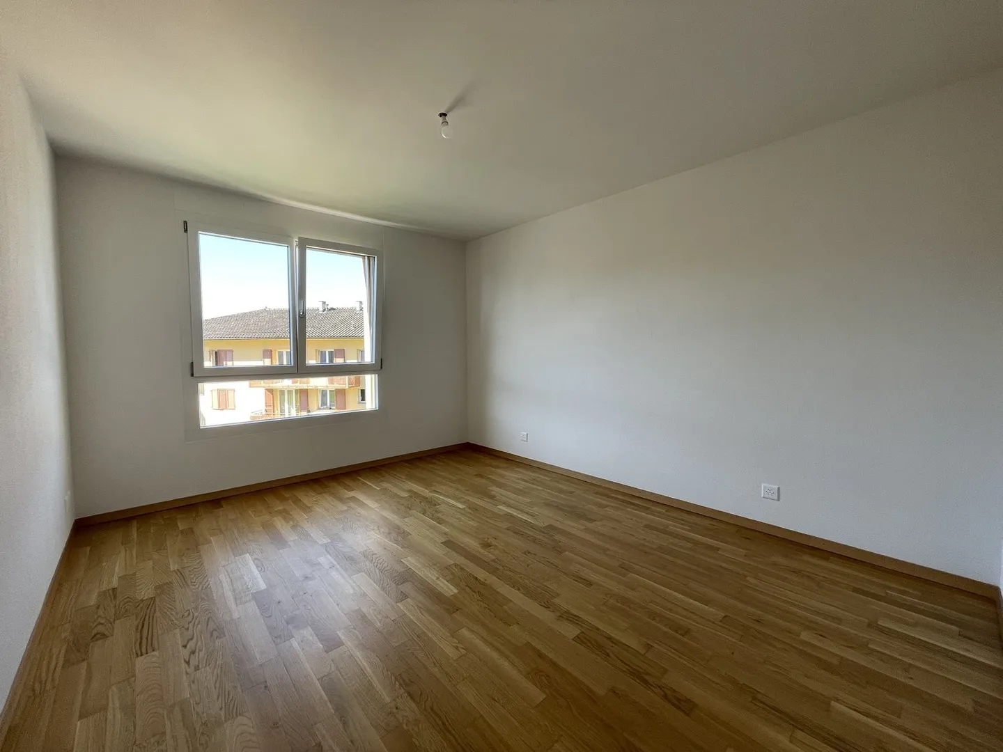 Magnifique appartement 3.5 pièces au 2ème étage - Photo 4 sur 7
