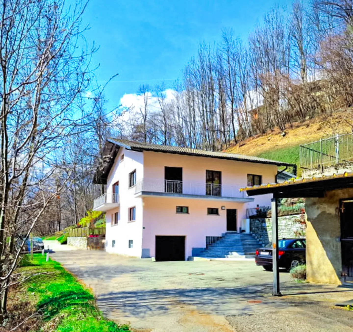 Chalet con Vista Mozzafiato - Foto 3 di 12