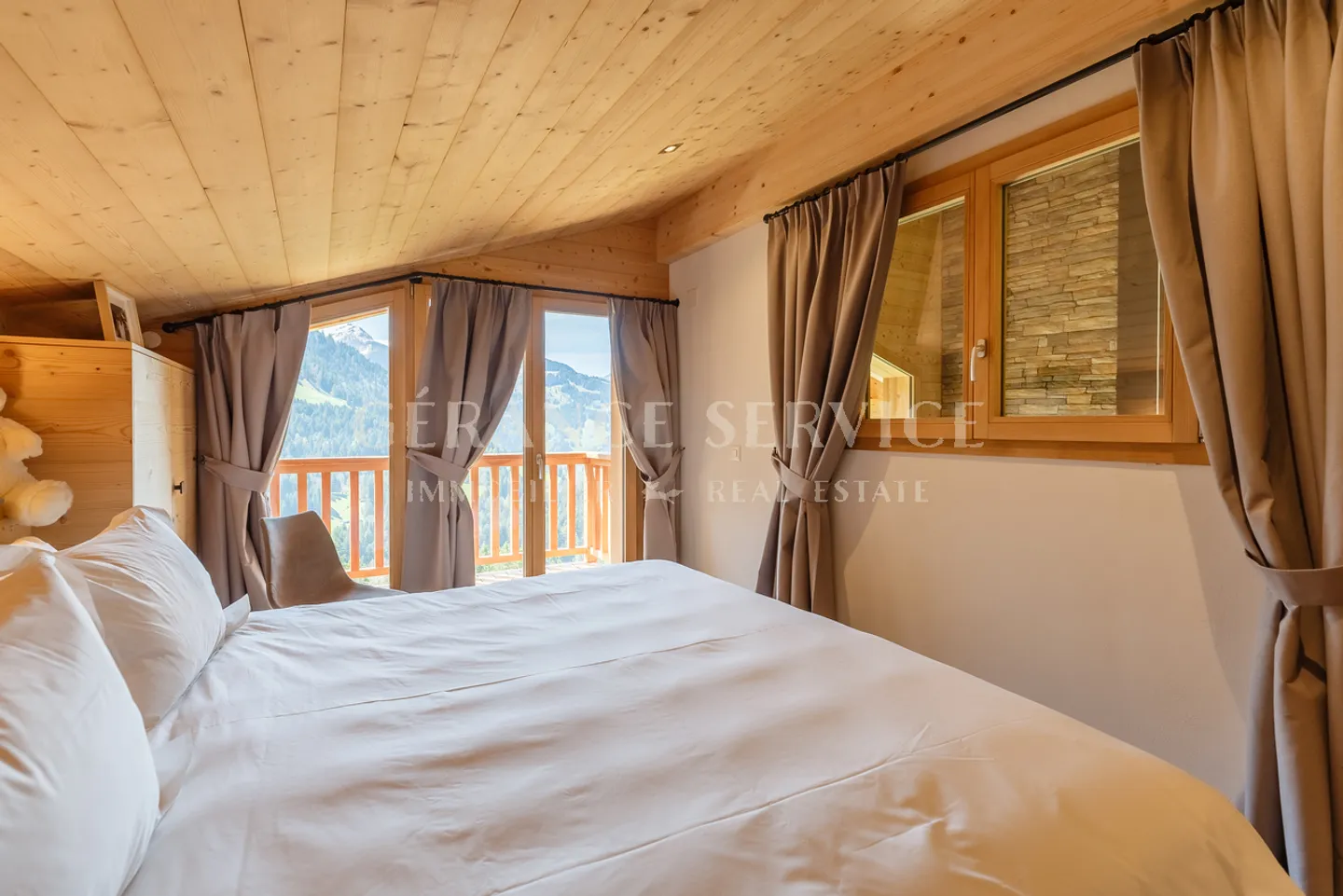 Charming Home with Alpine Views - Photo 13 of 34