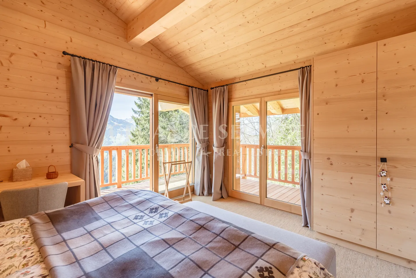 Charming Home with Alpine Views - Photo 18 of 34