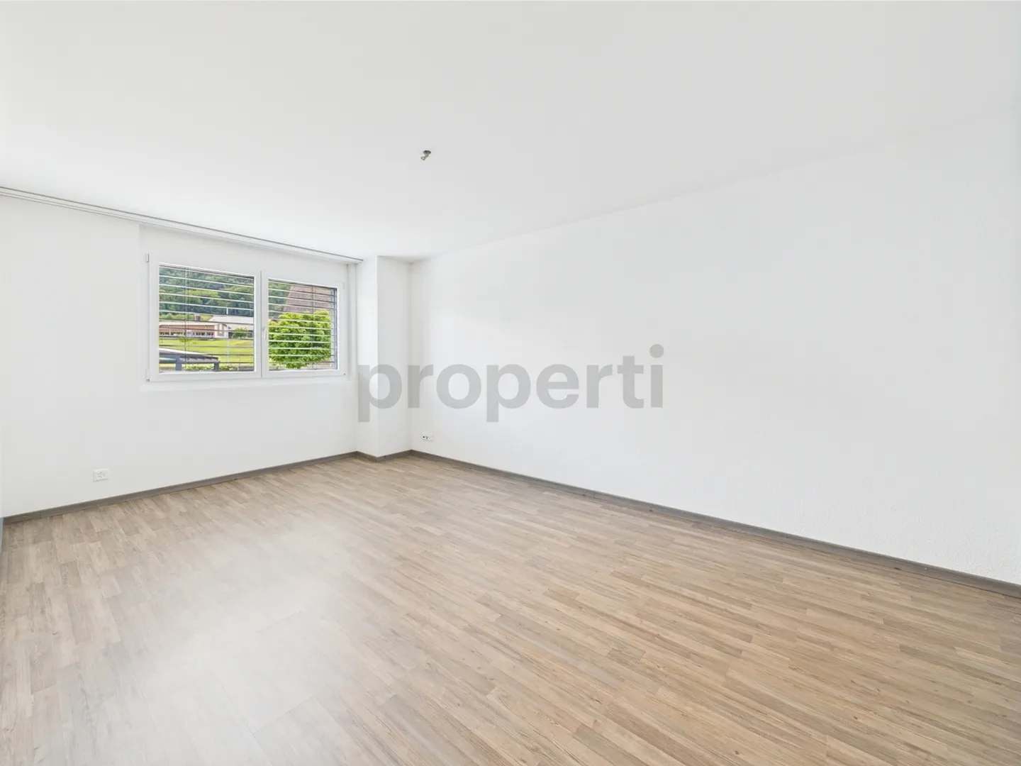 Casa a schiera spaziosa con giardino e balcone a Schübelbach - Possibilità di affitto con riscatto - Foto 7 di 11