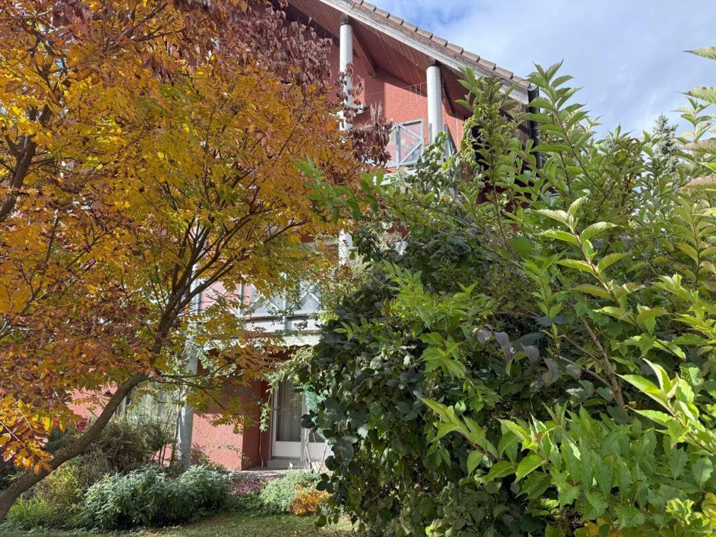 Appartamento al piano terra luminoso e accogliente con giardino - Foto 2 di 14