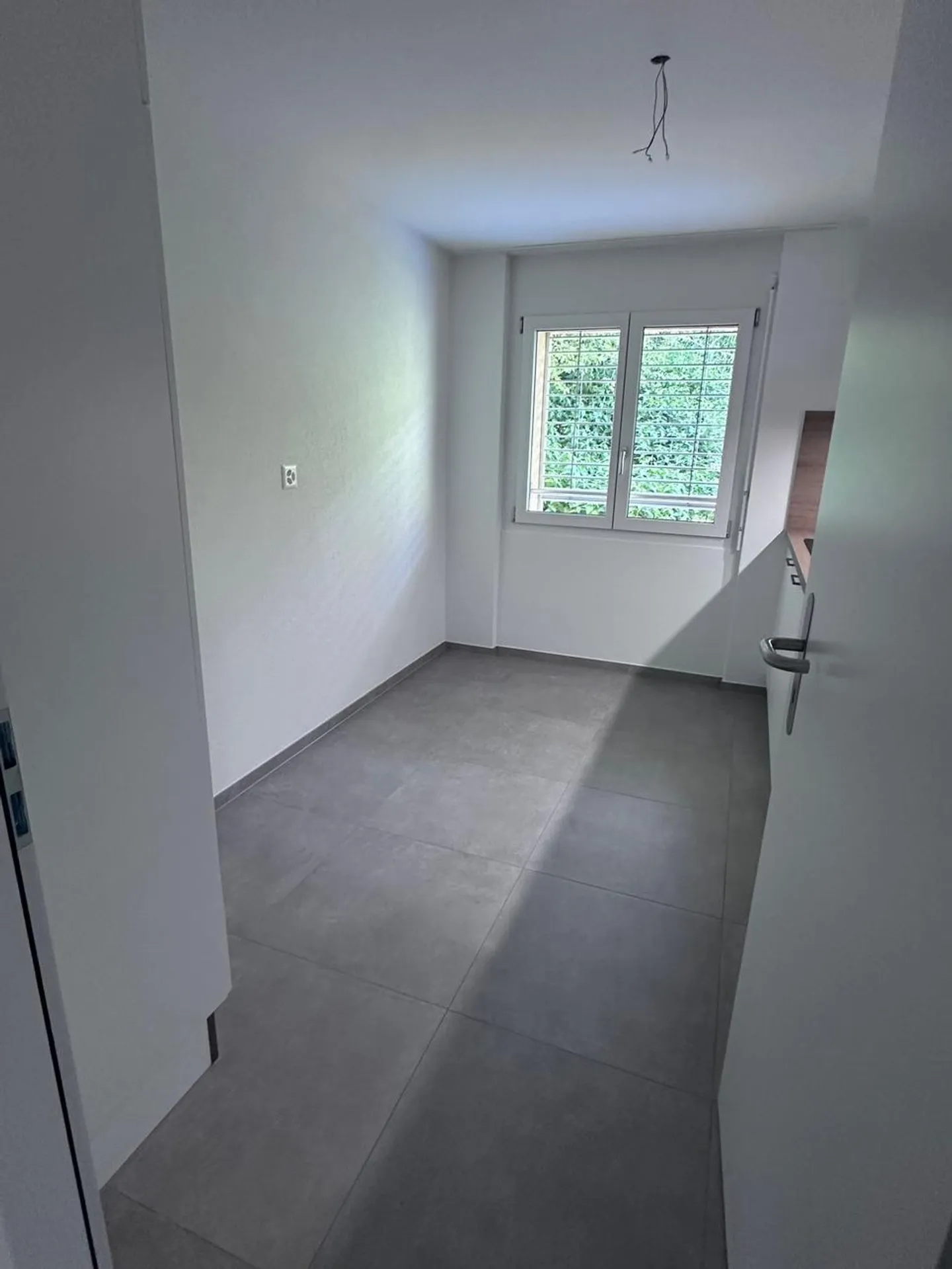 Appartement 3 pièces fraîchement rénové avec balcon - disponible immédiatement ! - Photo 8 sur 10