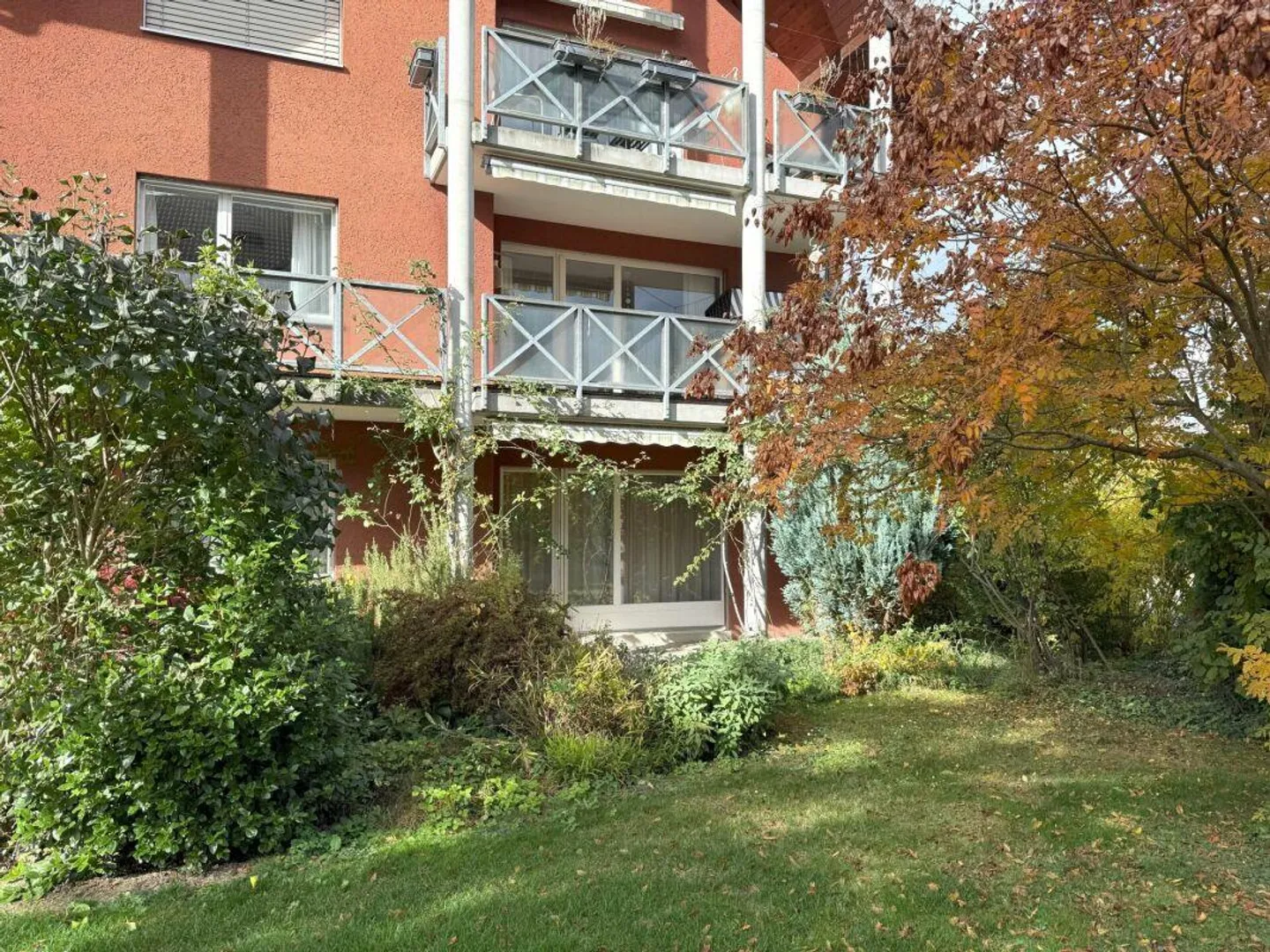 Appartamento al piano terra luminoso e accogliente con giardino - Foto 5 di 14