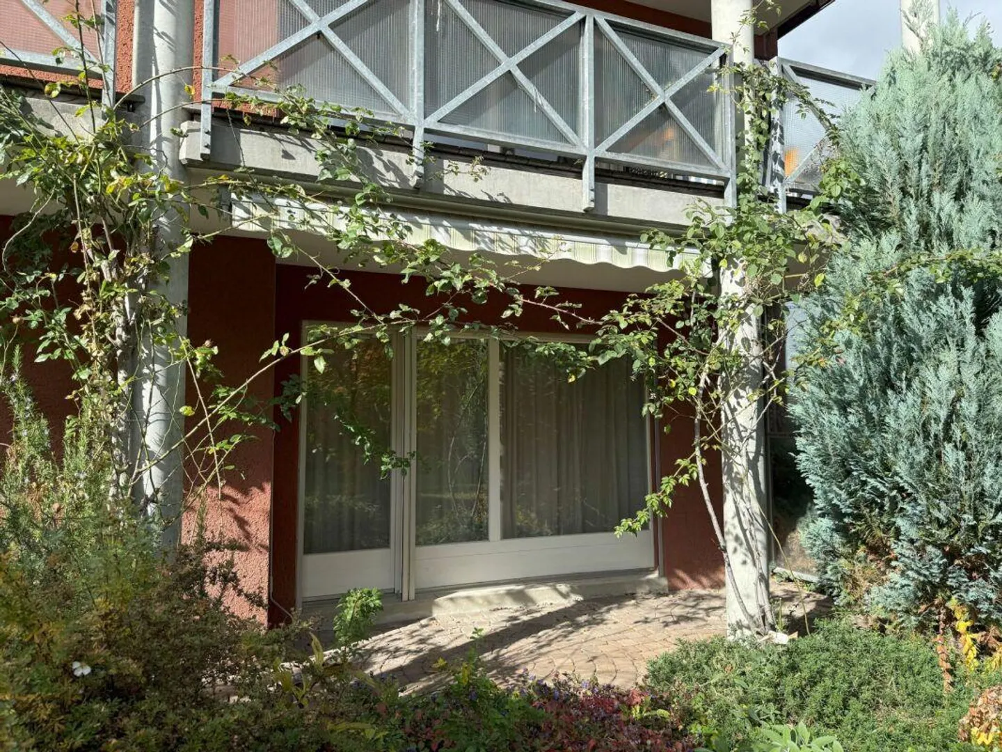 Appartamento al piano terra luminoso e accogliente con giardino - Foto 6 di 14