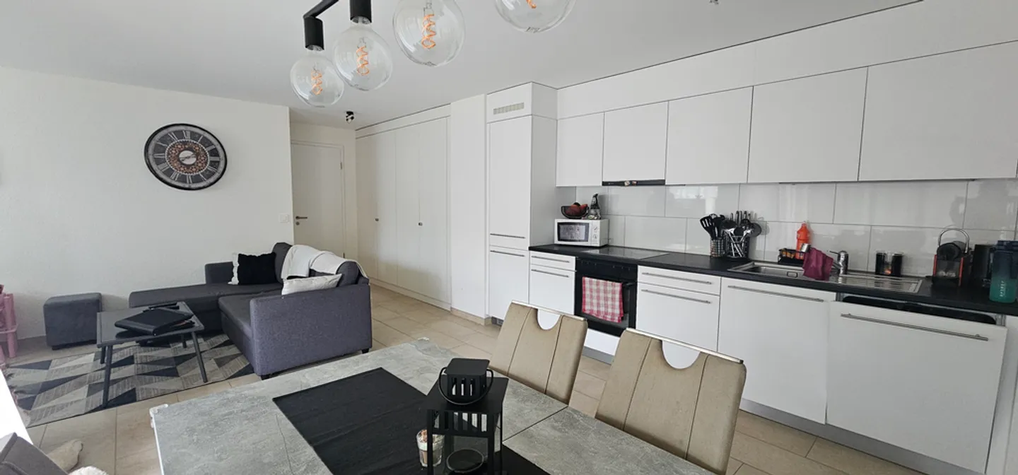 Nice 3.5-room apartment on the 2nd floor - Photo 1 of 8