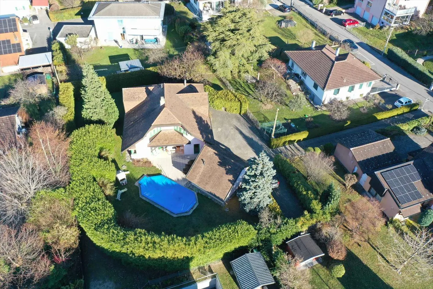 Villa 9.5 rooms - Photo 1 of 13