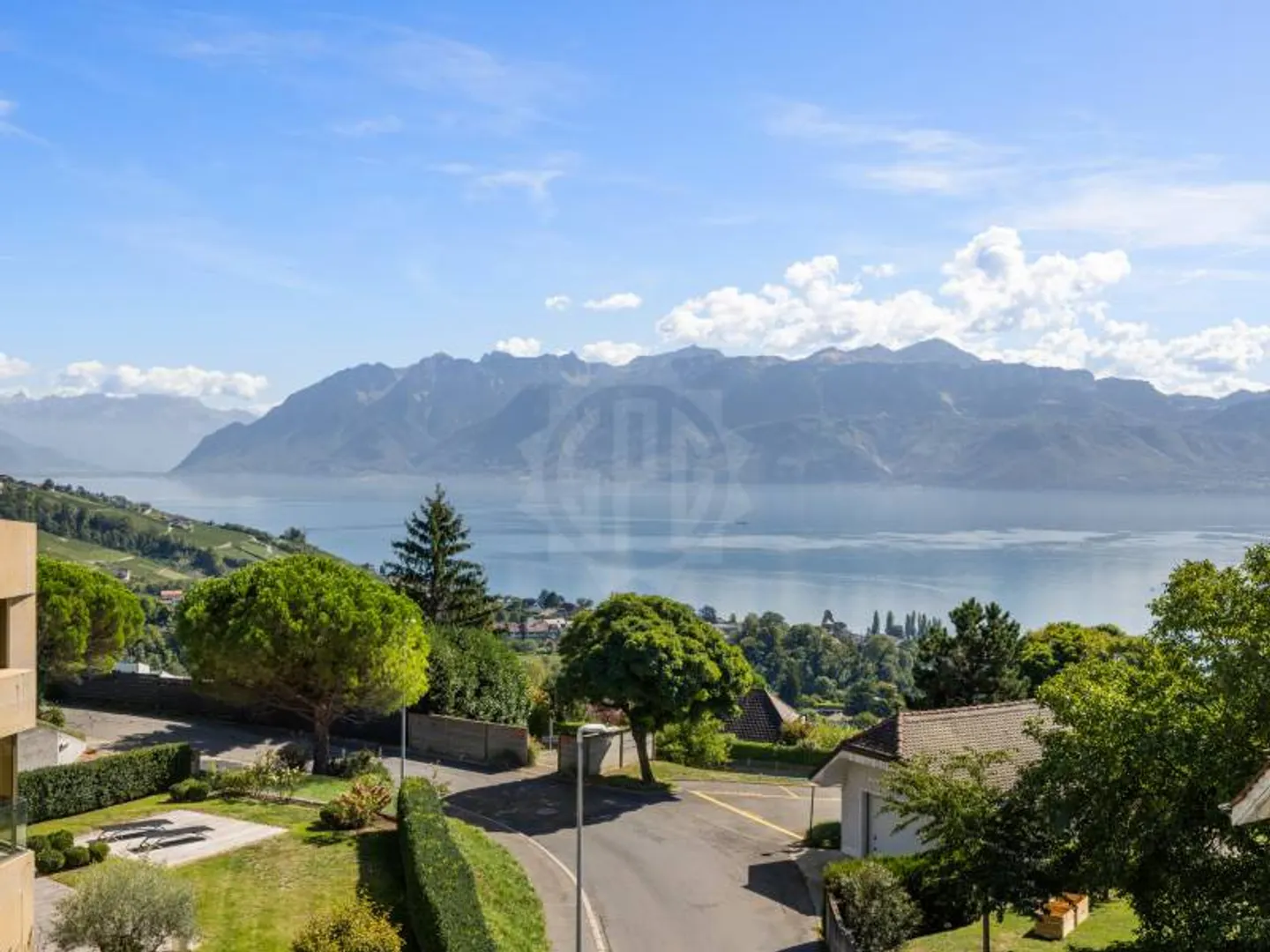 Luxuswohnung mit Seeblick - Foto 2 von 12
