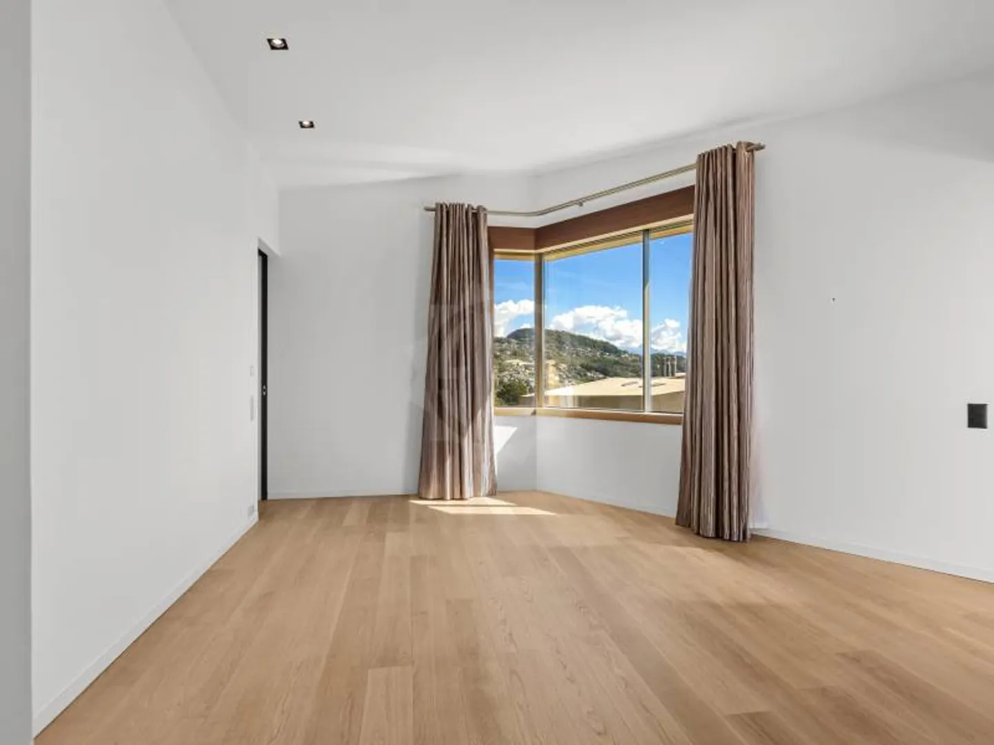 Luxuswohnung mit Seeblick - Foto 9 von 12
