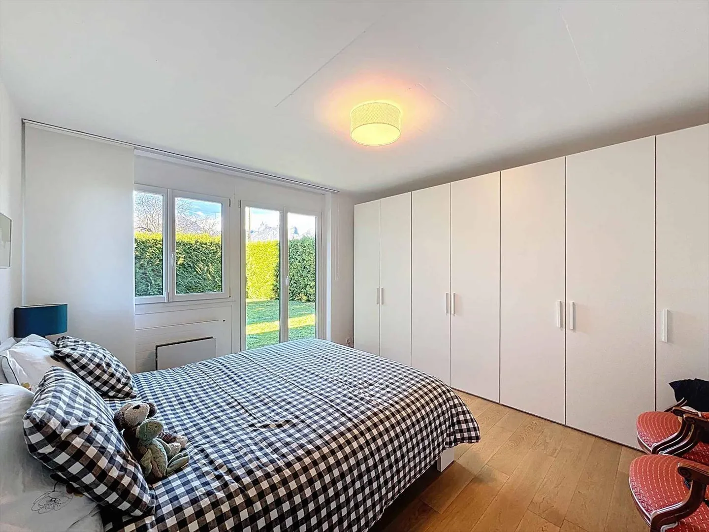 Villa 9.5 rooms - Photo 12 of 13