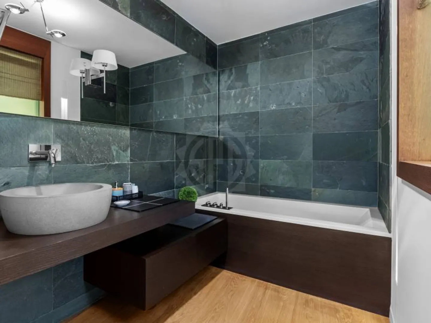 Luxuswohnung mit Seeblick - Foto 7 von 12