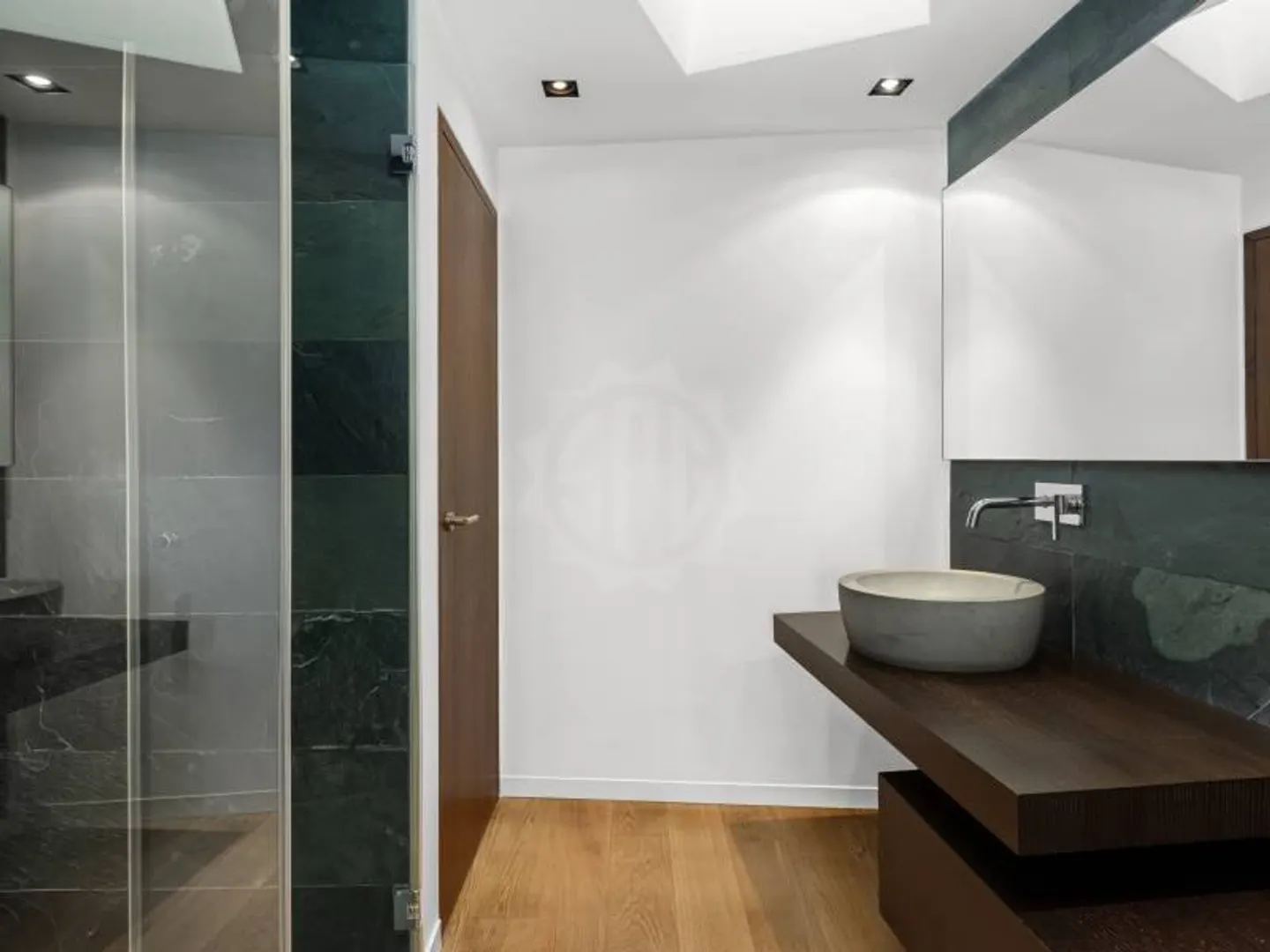 Luxuswohnung mit Seeblick - Foto 8 von 12