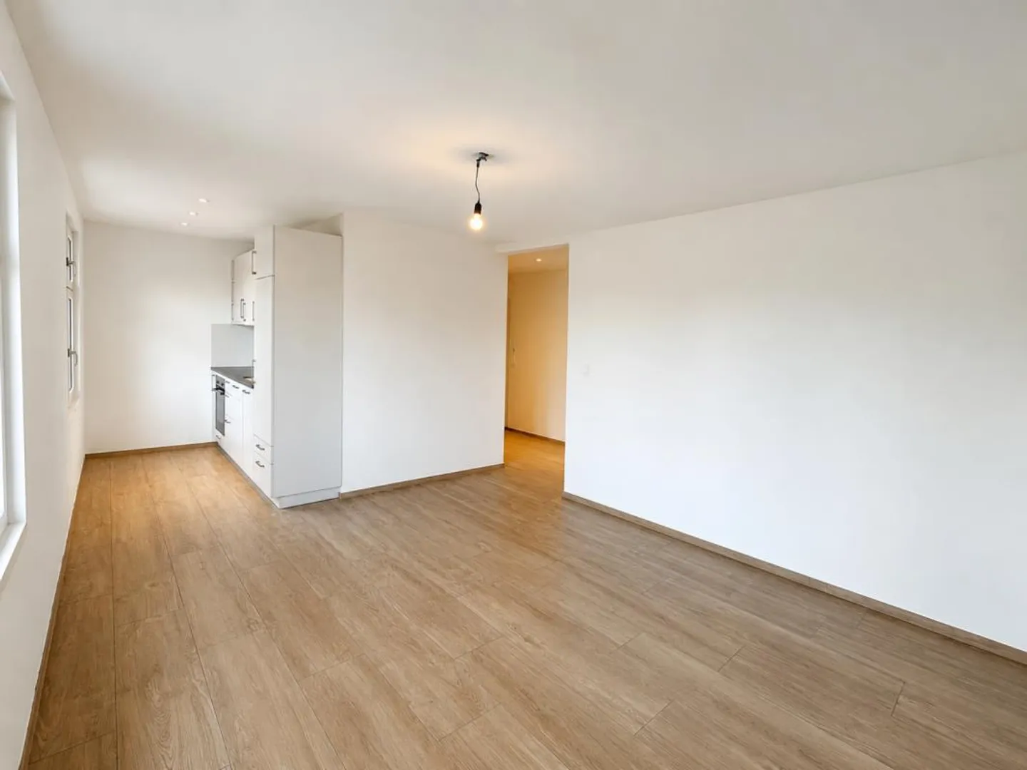 Casa moderna con un'atmosfera di vita elegante - Foto 3 di 9