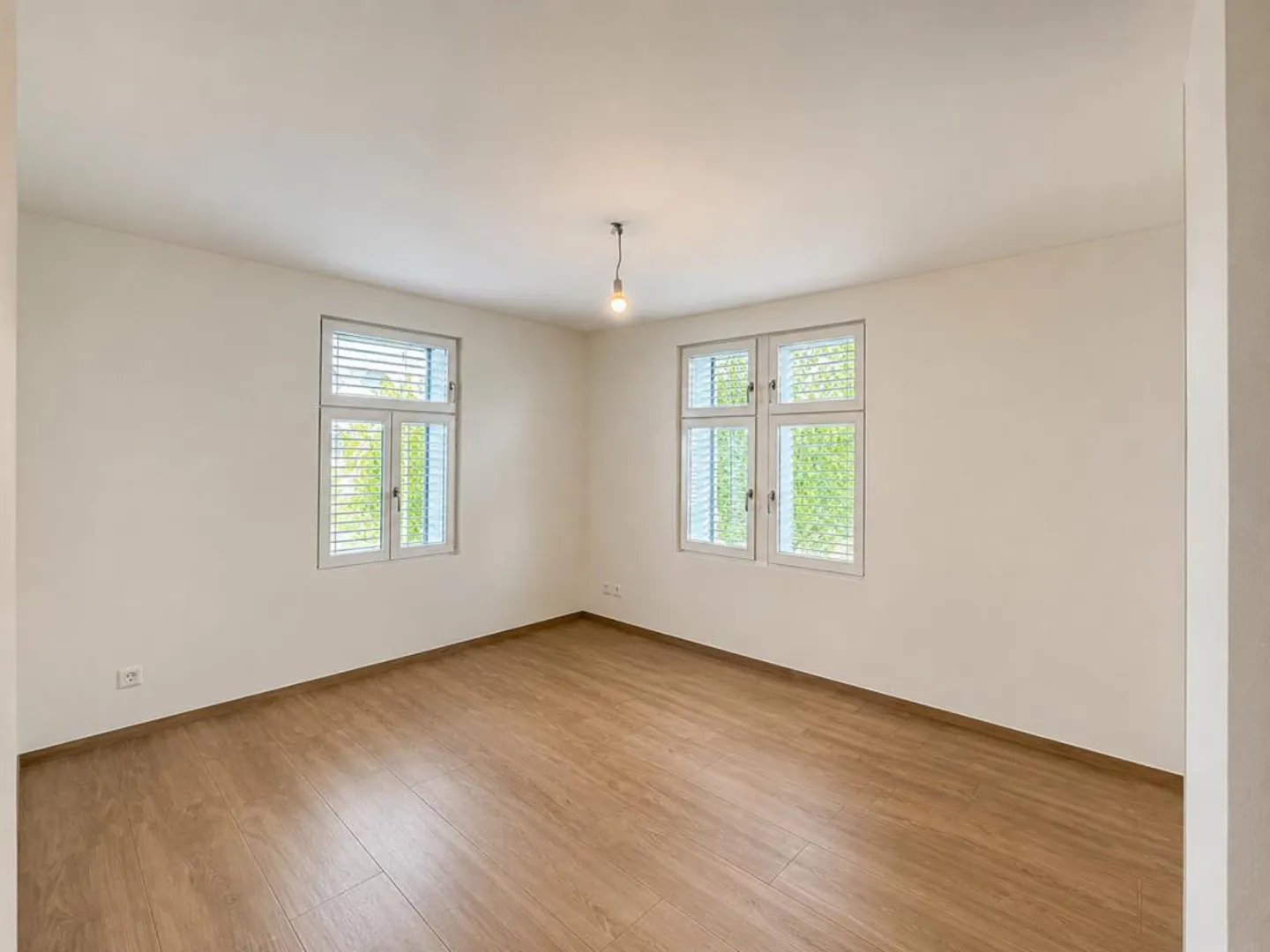 Casa moderna con un'atmosfera di vita elegante - Foto 4 di 9