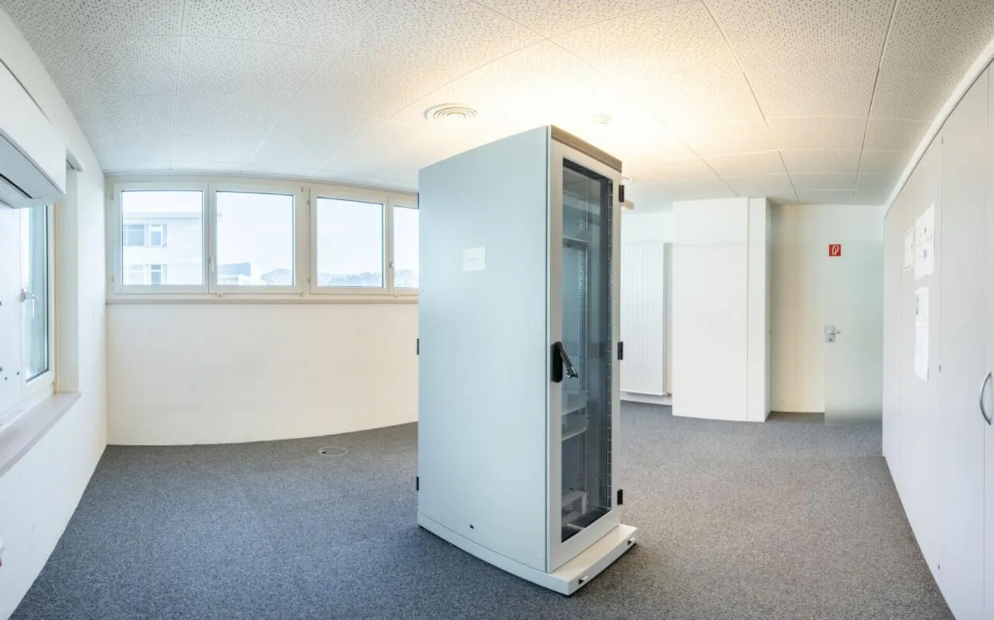 Espace de bureau attrayant à louer dans un emplacement central - Photo 9 sur 11