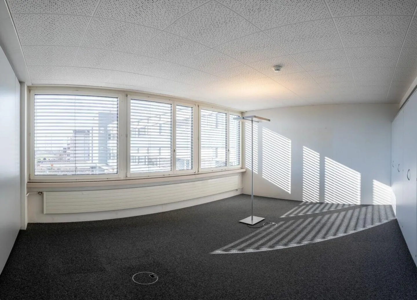 Espace de bureau attrayant à louer dans un emplacement central - Photo 10 sur 11