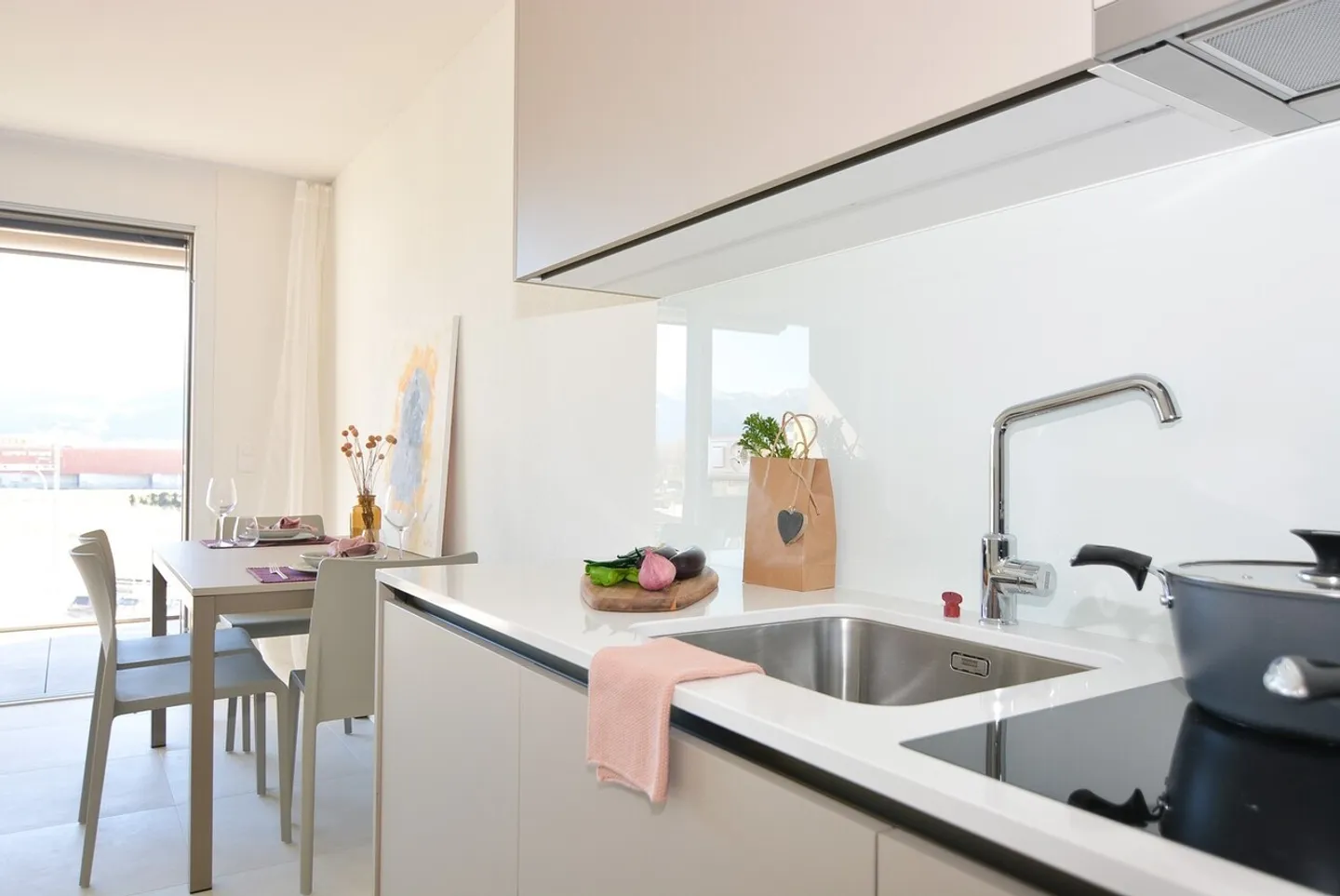 RESIDENZA HEDERA - FIRST RENTAL OF MODERN APARTMENTS IN TENERO-CONTRA - Photo 4 of 12