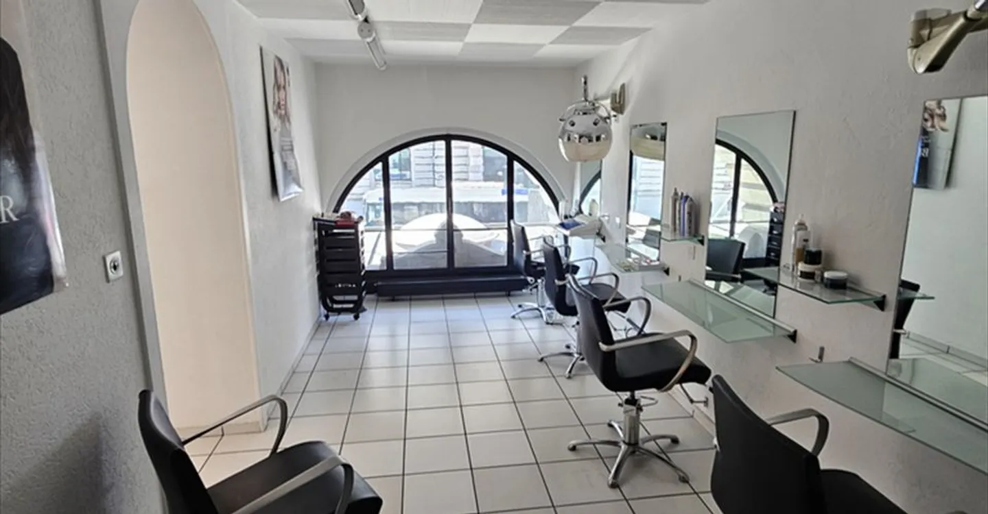 Bureau à louer - Photo 1 sur 7