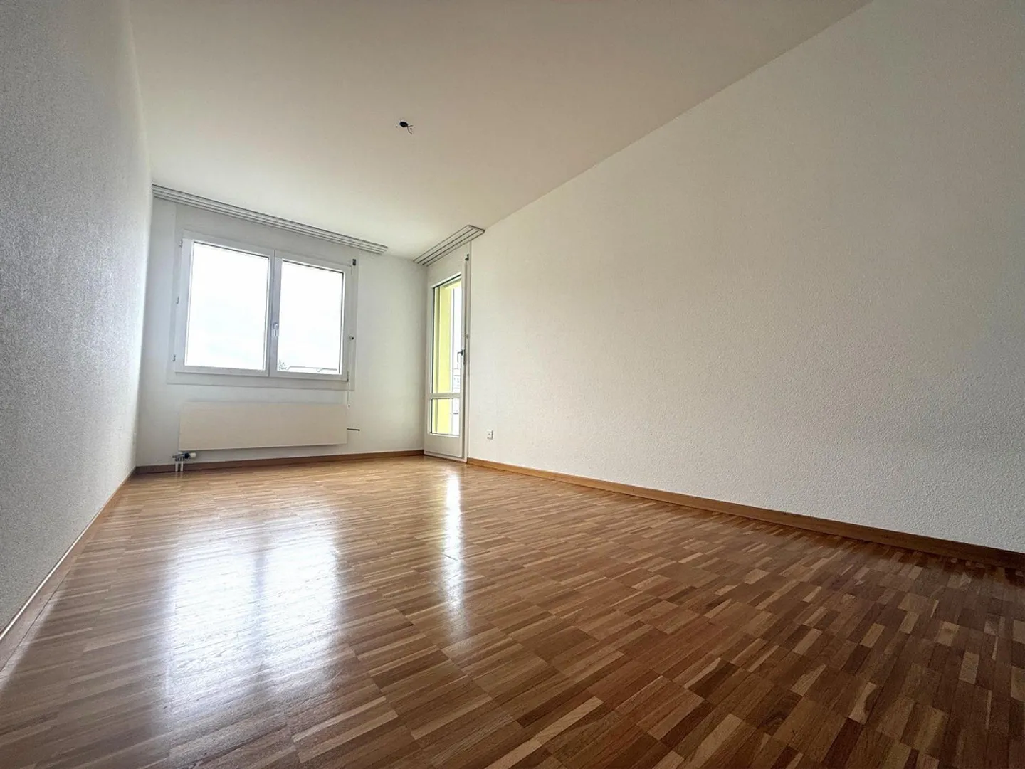 Centrally located 4.5-room apartment - Photo 6 of 10