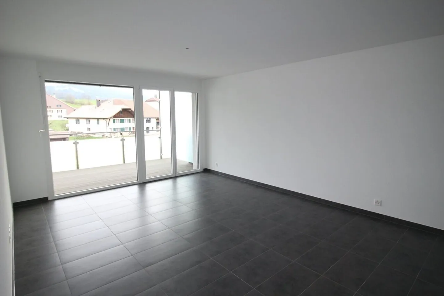 2.5-room accommodation - Photo 4 of 12