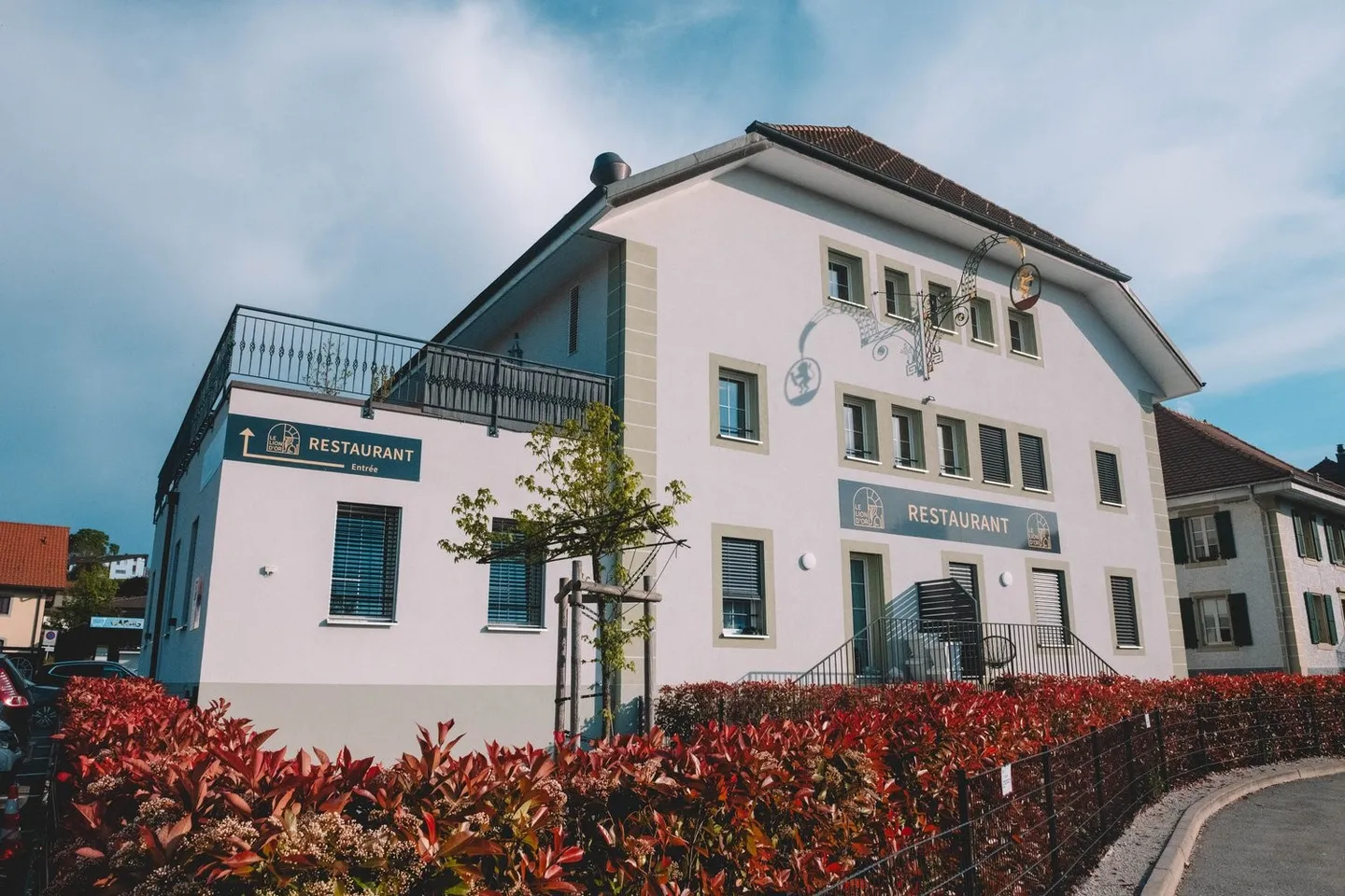 Restaurant in the center of Farvagny - Photo 1 of 6