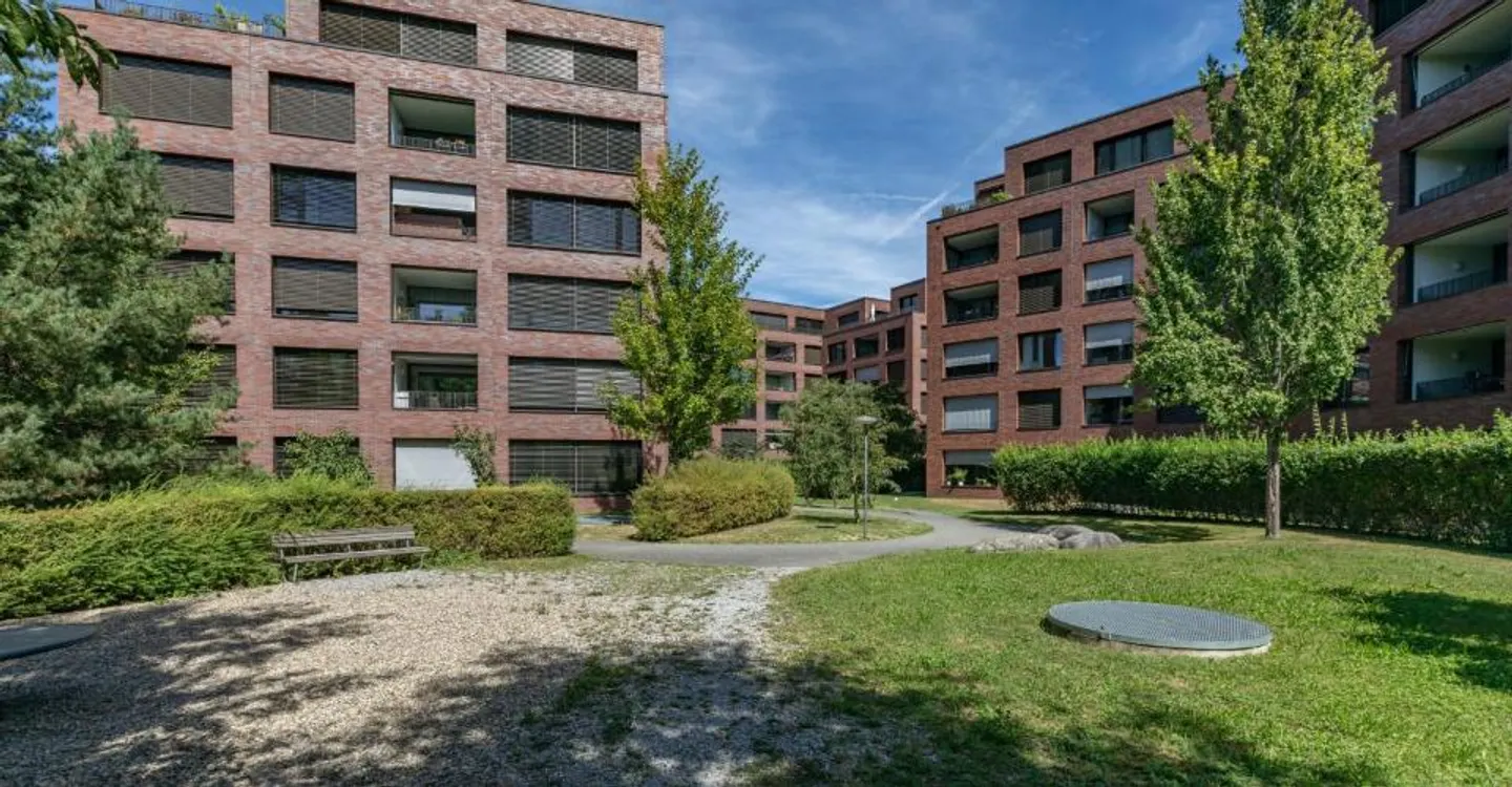 Geräumige Wohnung mit Loggia - Foto 1 von 3