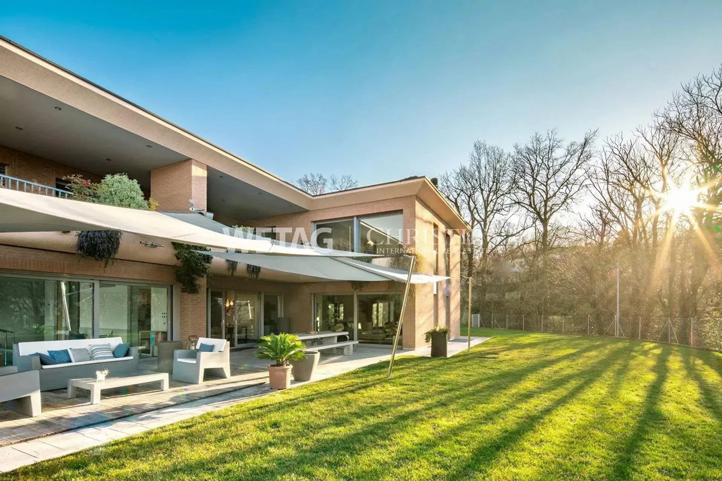 Modern Villa in Cadempino with Indoor Pool & Beautiful Garden - Photo 10 of 10