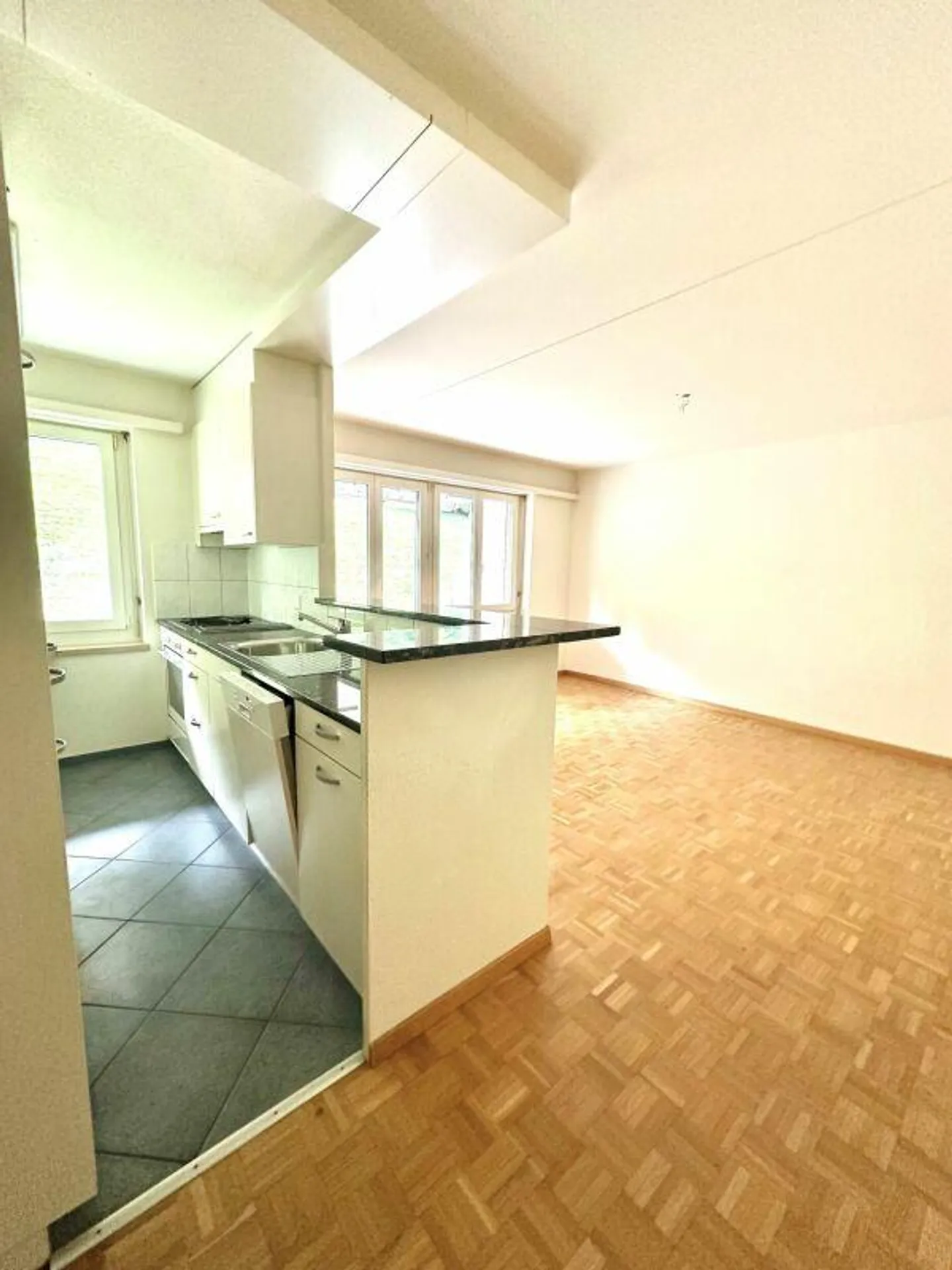 Vivre avec charme au cœur de Herisau ! - Photo 2 sur 6