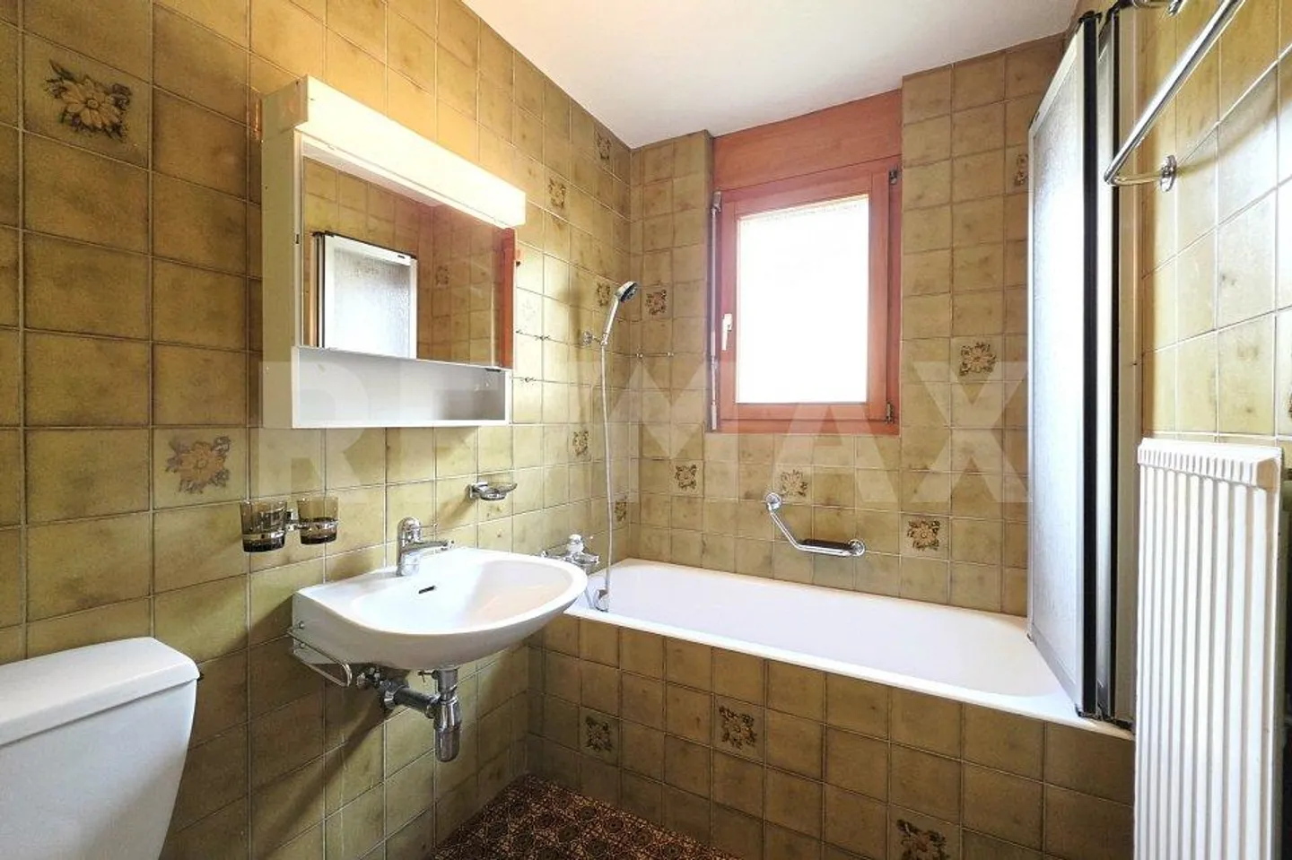 Charming 2.5-room apartment with great views in Albinen/VS - Photo 8 of 13