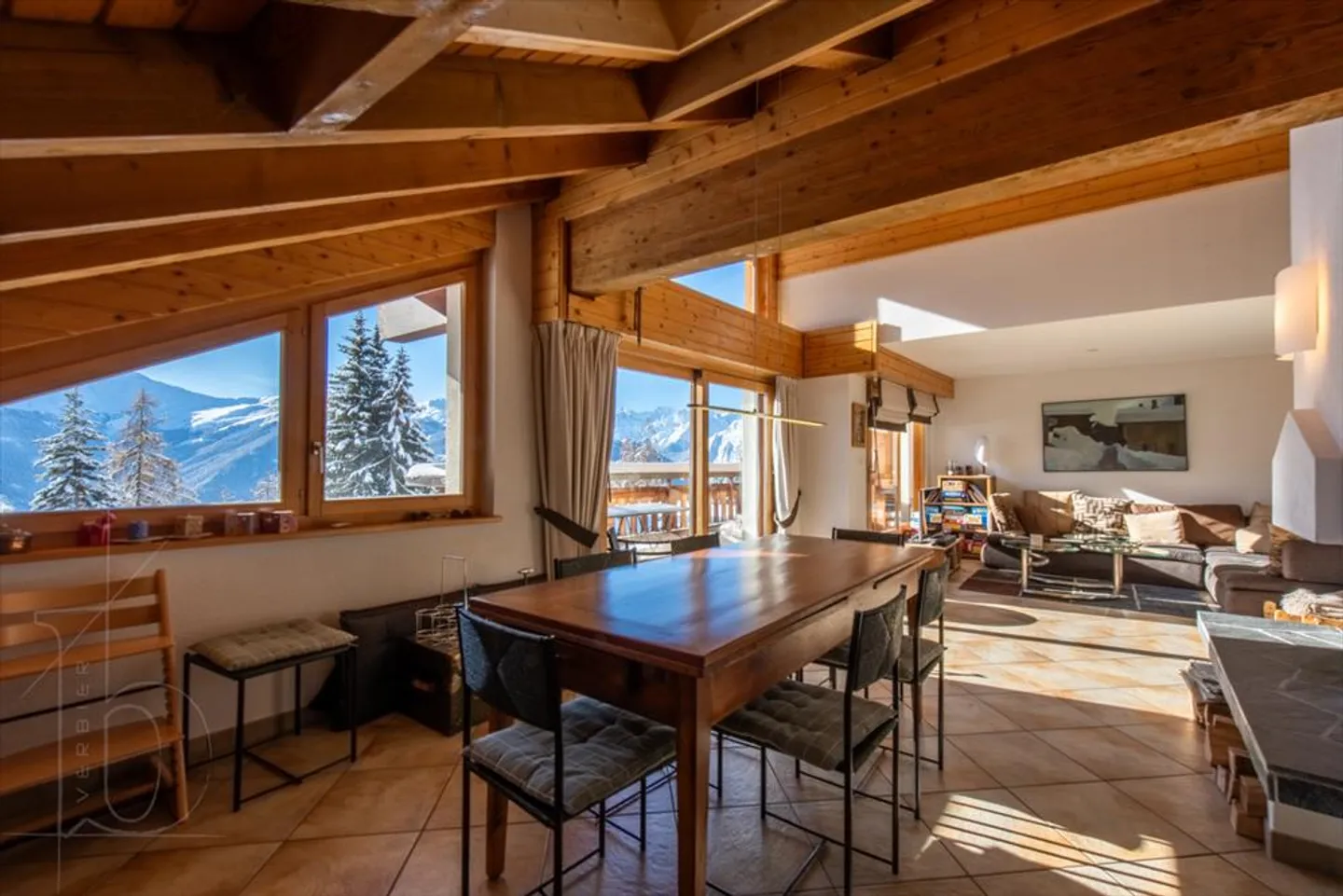 Wunderschöne Duplex-Wohnung mit idealer Lage - Foto 4 von 13