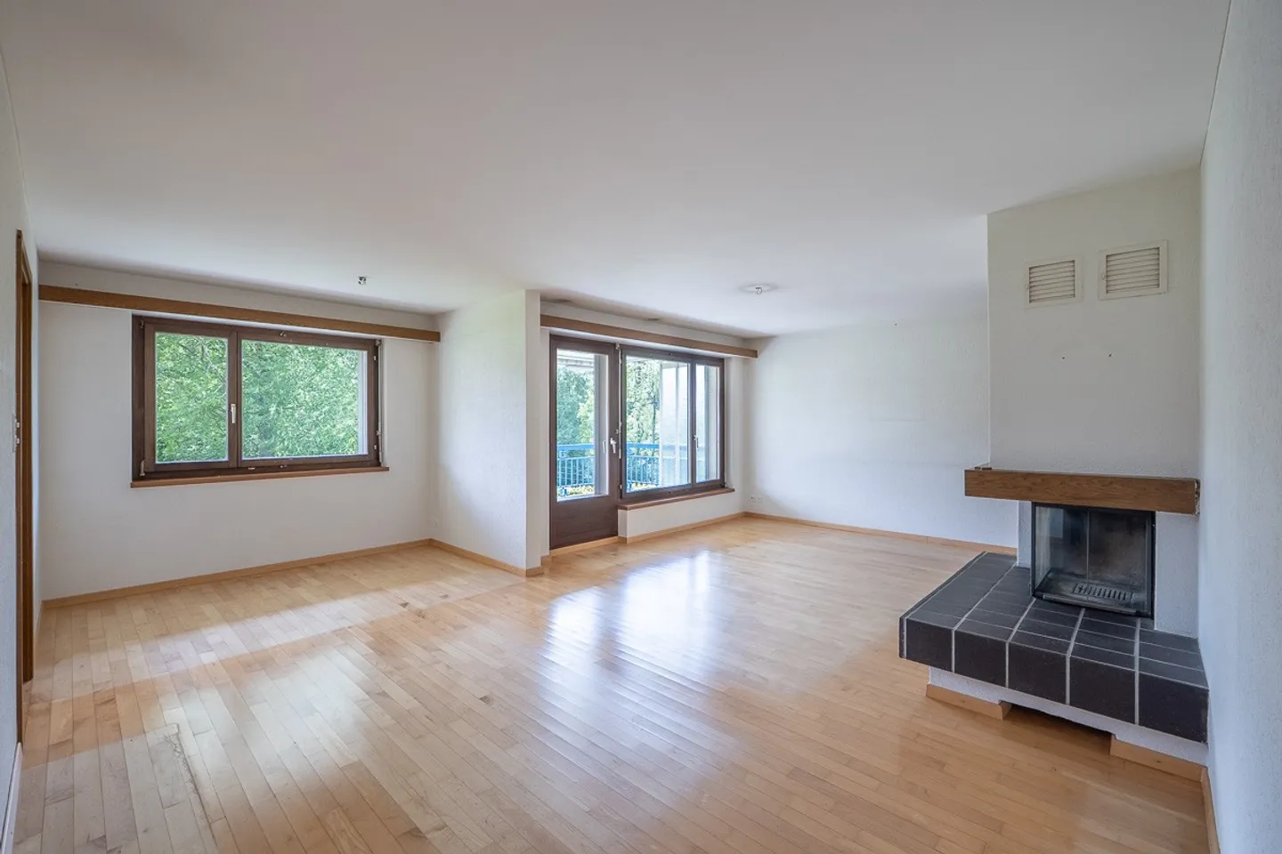 Idylle résidentielle - Appartement 3.5 pièces avec garage - Photo 4 sur 9