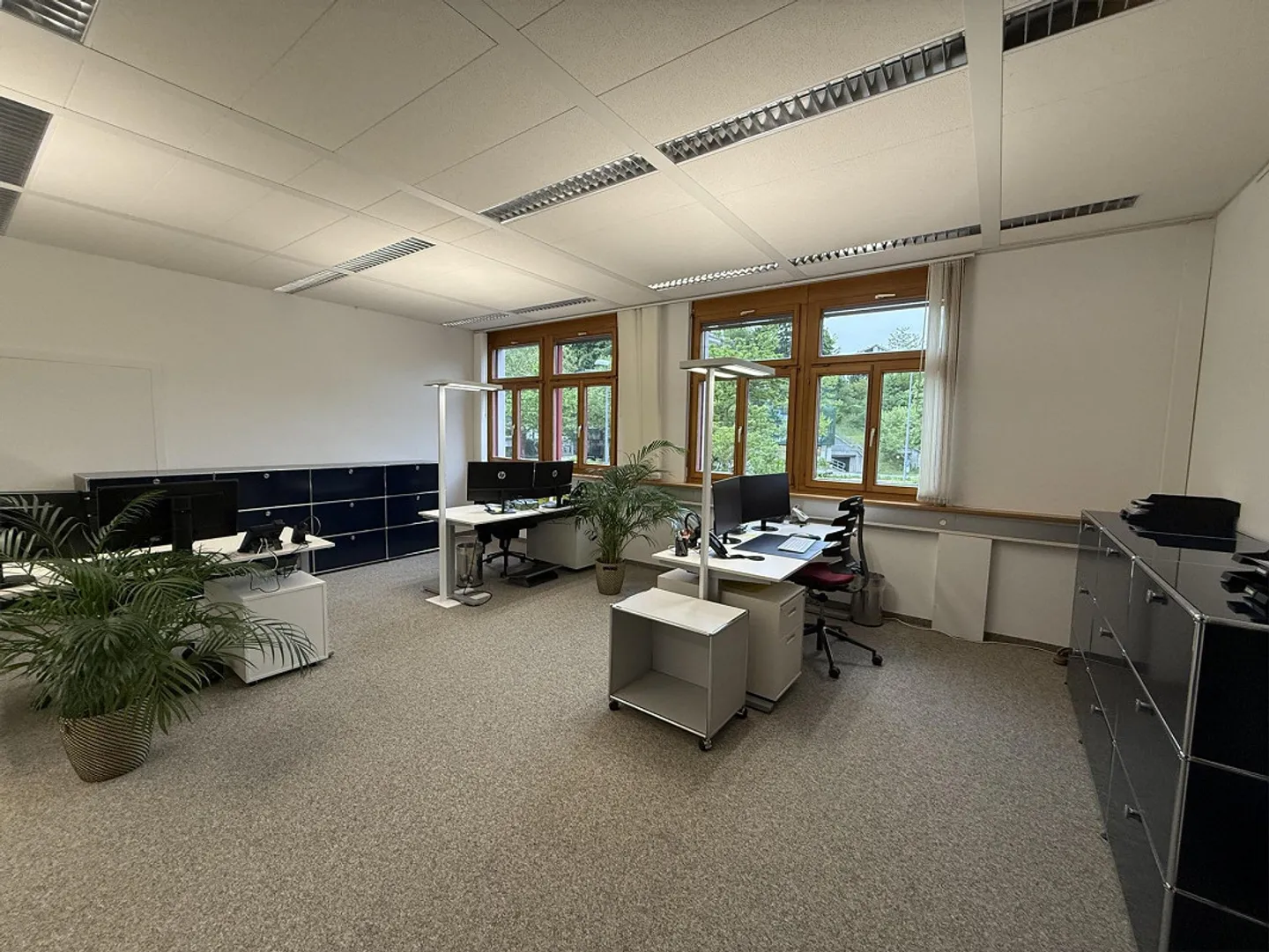 Helle Gewerberäume zu Vermieten - Foto 2 von 10