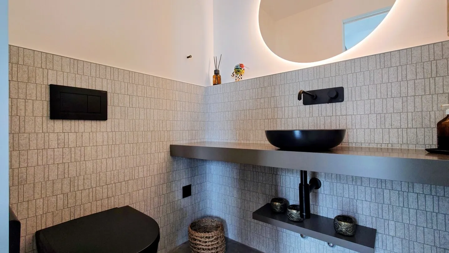 3.5-room apartment with limitless views and timeless architecture - Photo 10 of 13