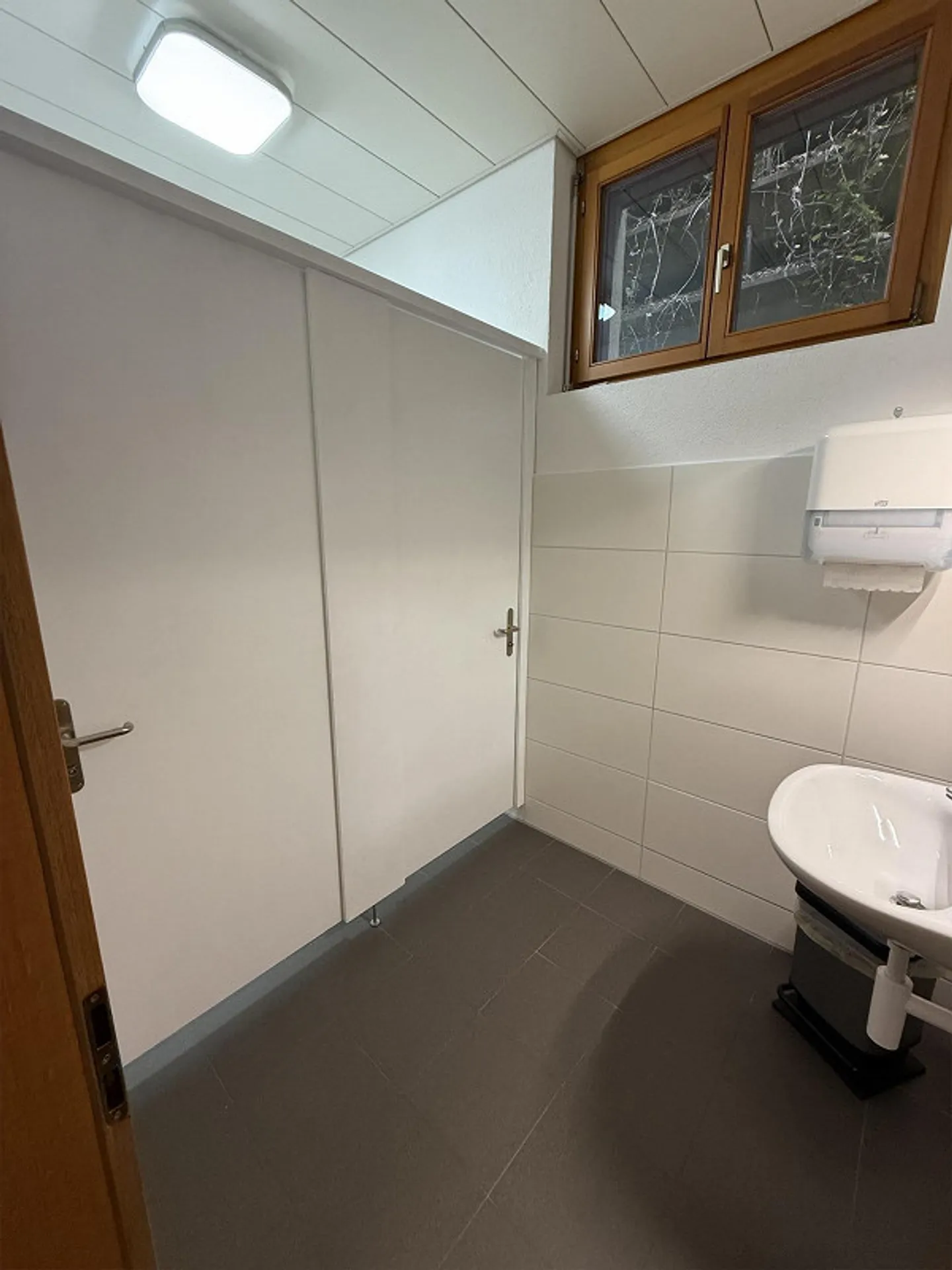 Helle Gewerberäume zu Vermieten - Foto 7 von 10