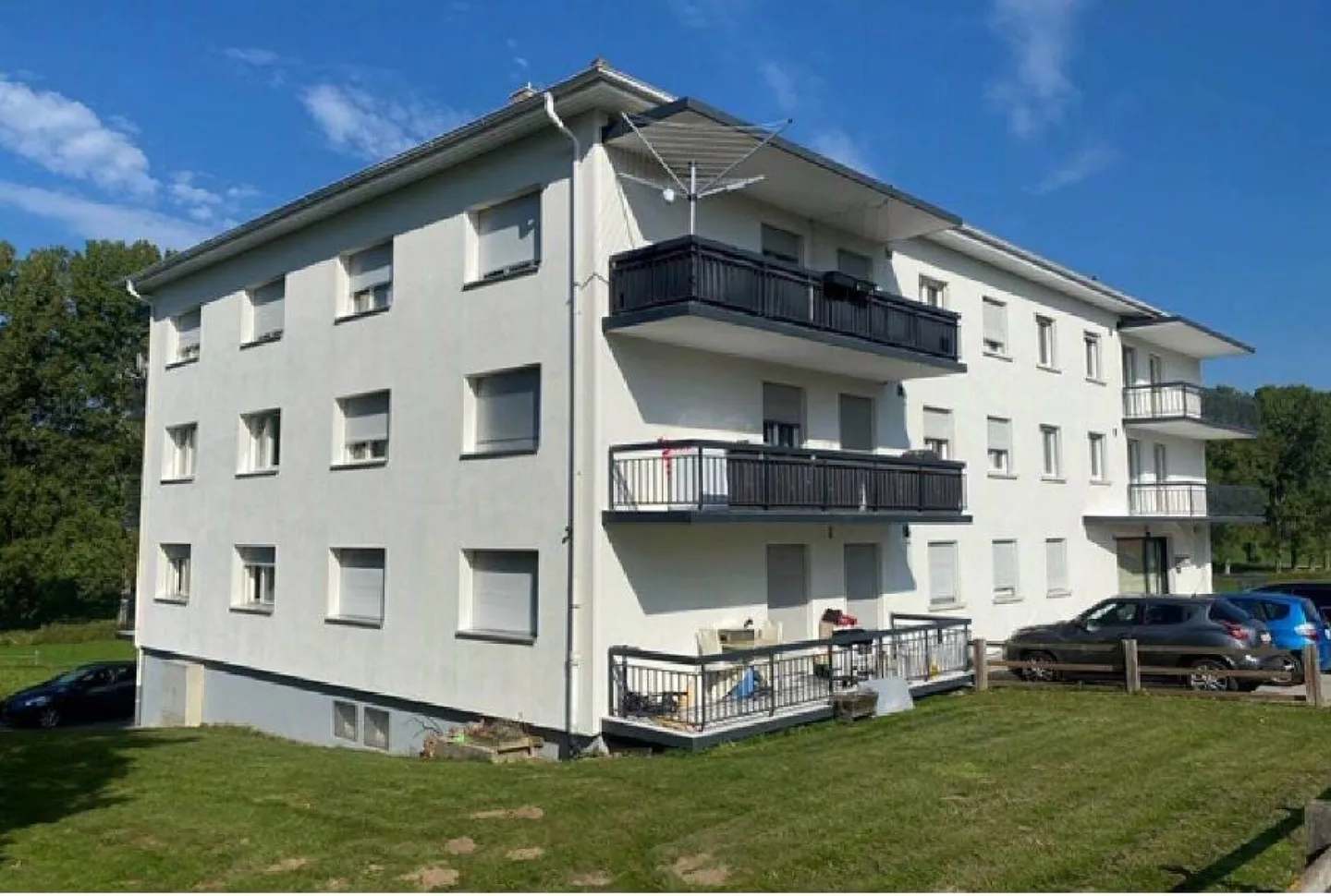 Spacious 4.5 room apartment for rent in a peaceful and green setting in Villaraboud - Photo 1 of 19