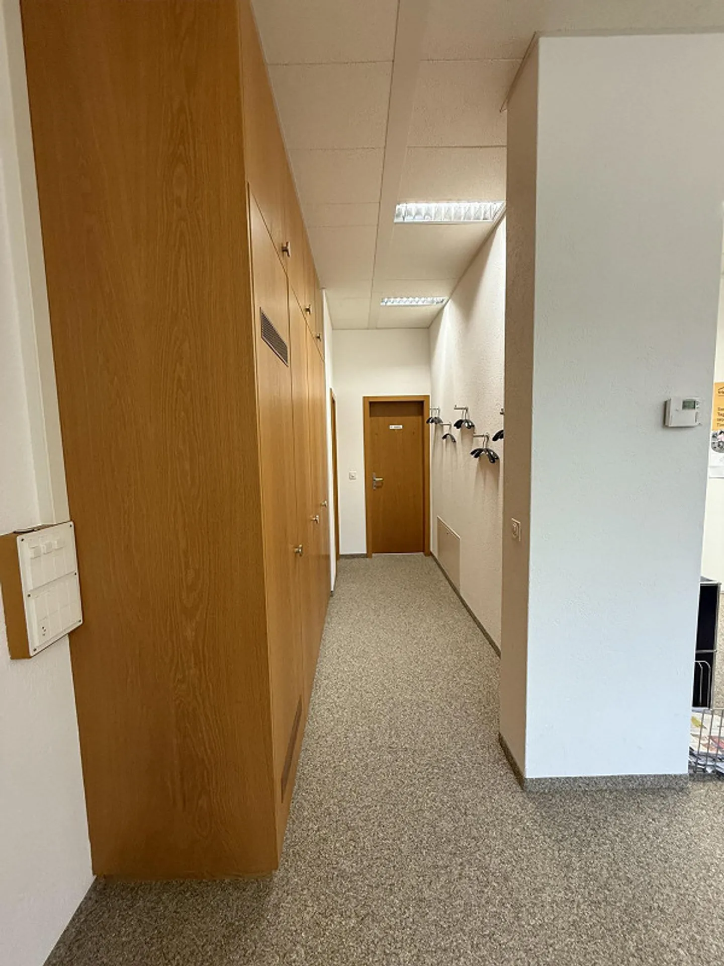 Helle Gewerberäume zu Vermieten - Foto 9 von 10