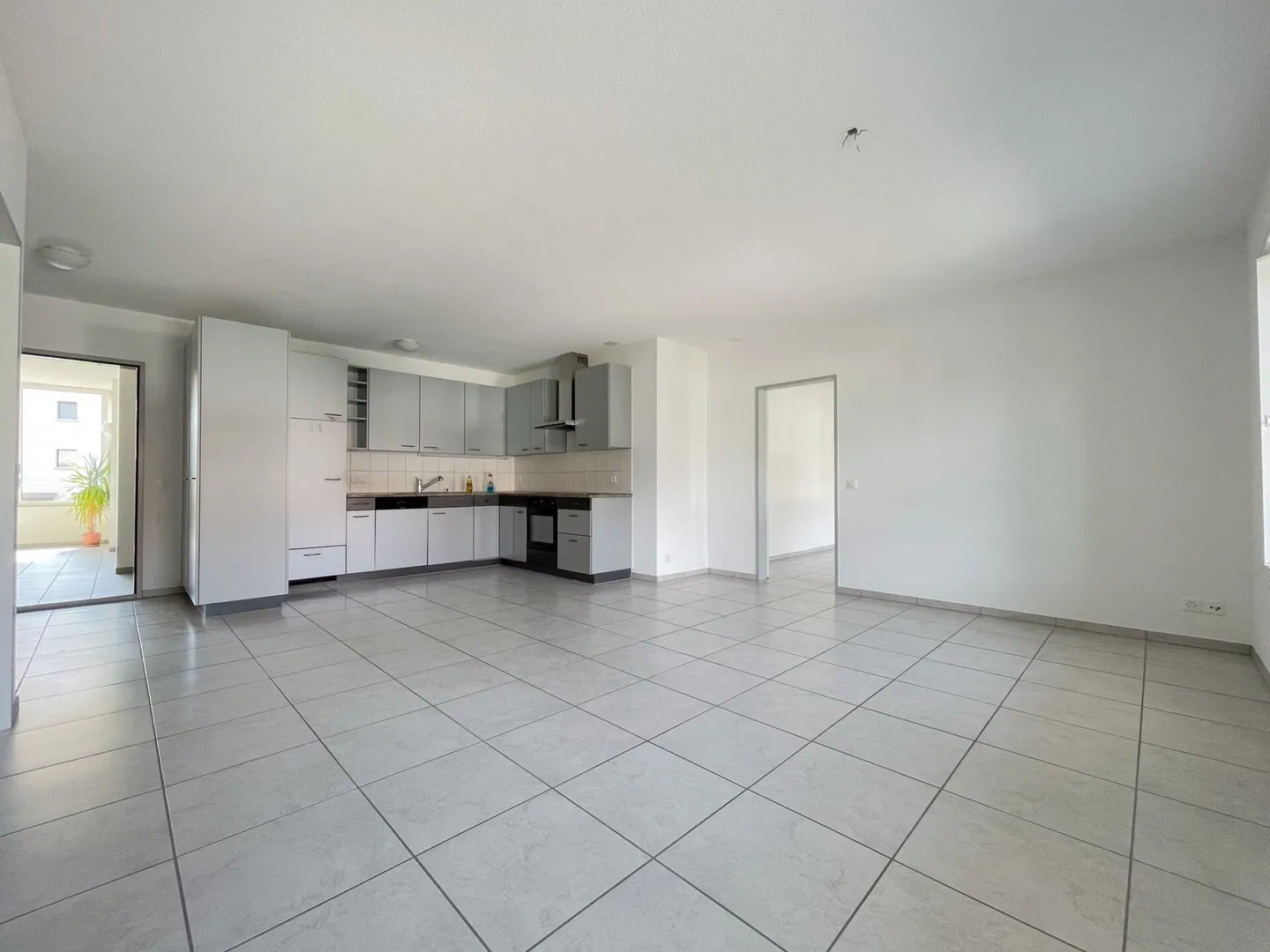 Appartamento in prossimità dei mezzi pubblici - Foto 2 di 12