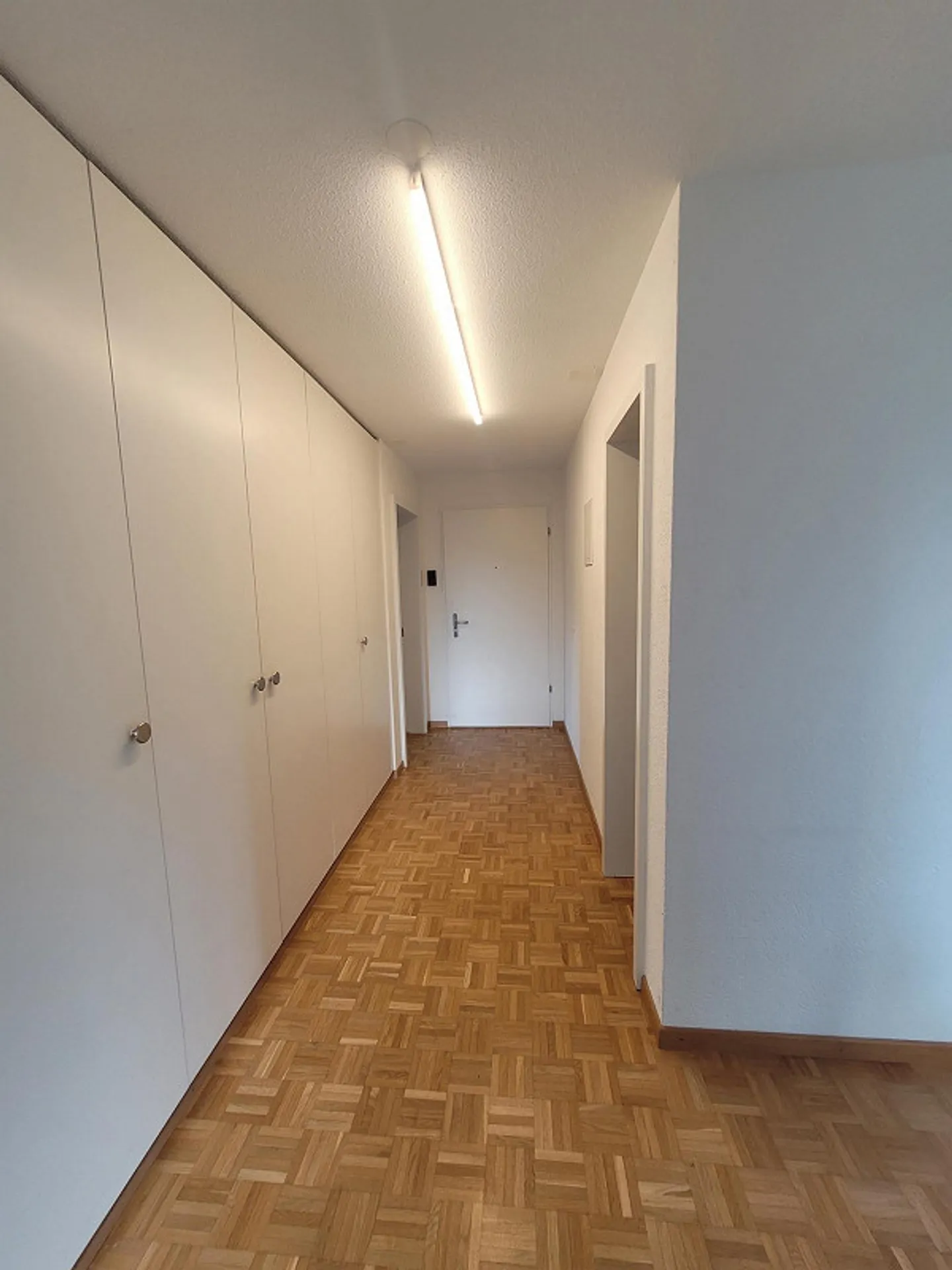 4.5 Room Apartment in a Beautiful Neighborhood - Photo 8 of 9