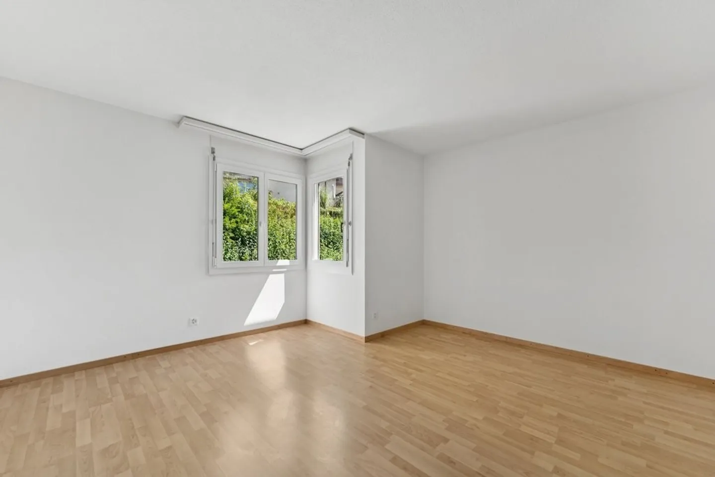 Appartamento attraente di 4,5 locali in affitto fino al 31.10.2026 - Foto 4 di 9