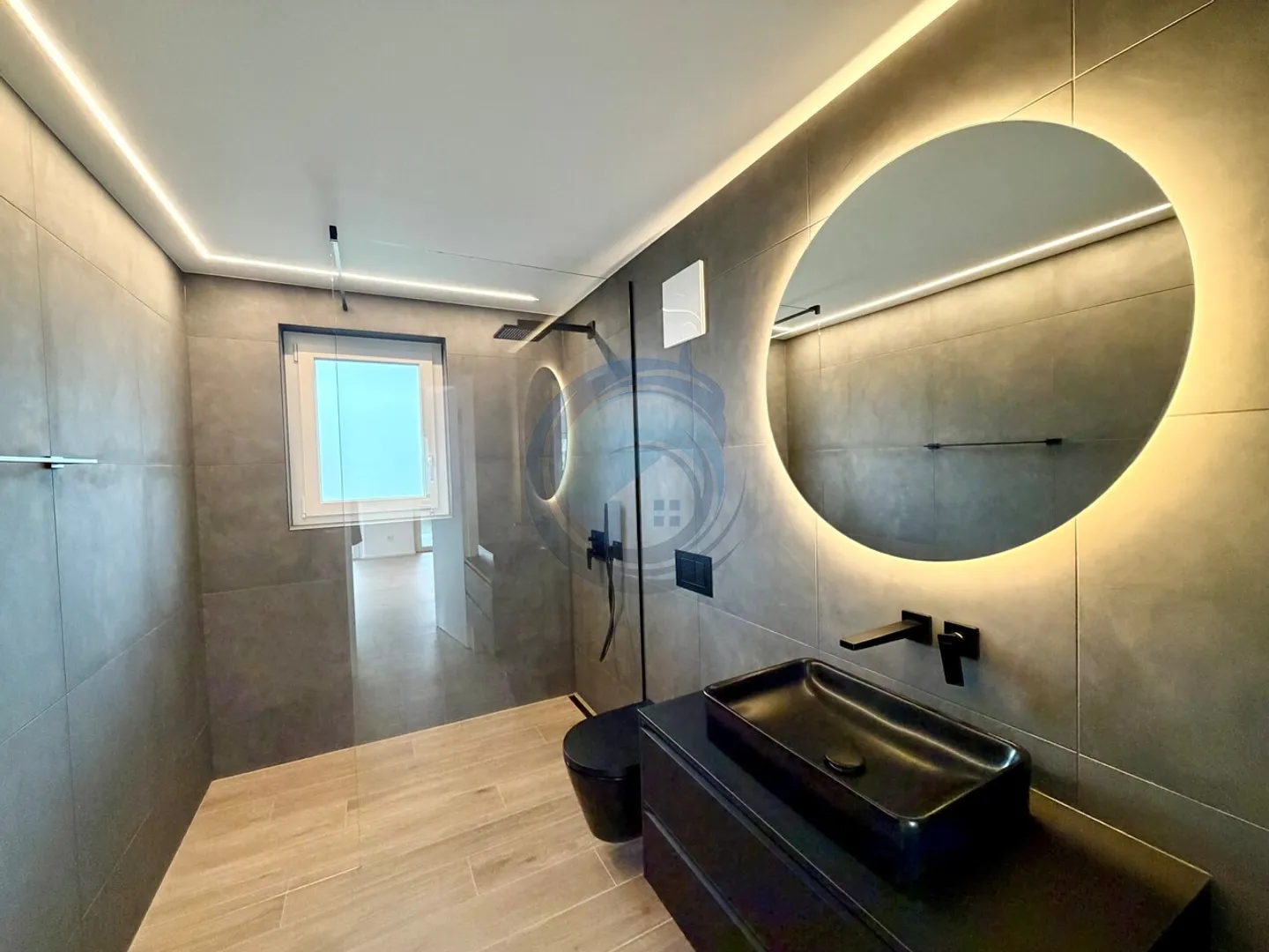 Appartement Moderne avec Grand Balcon - Photo 6 sur 12