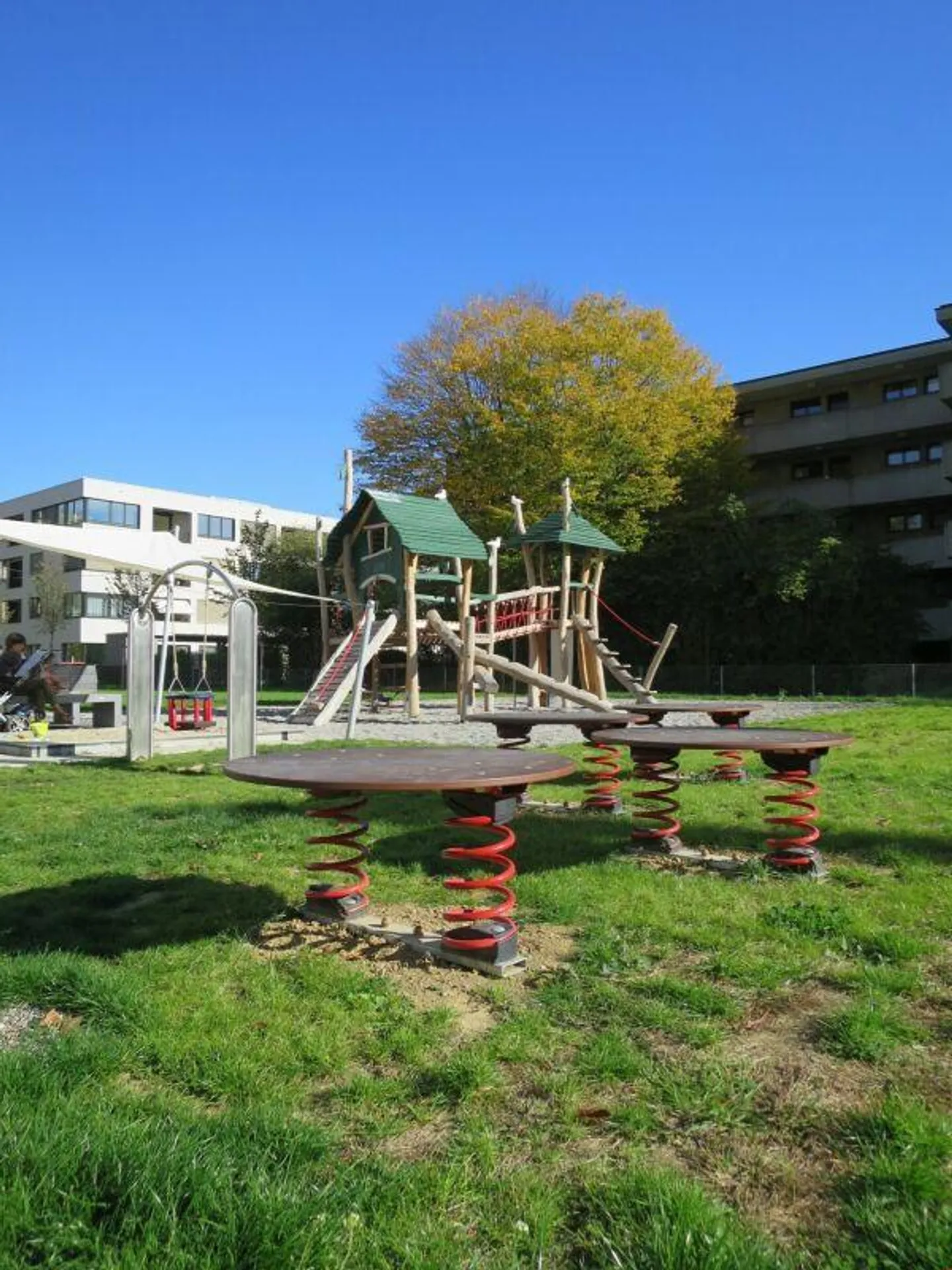 Family-friendly and nature-oriented living - Photo 9 of 9