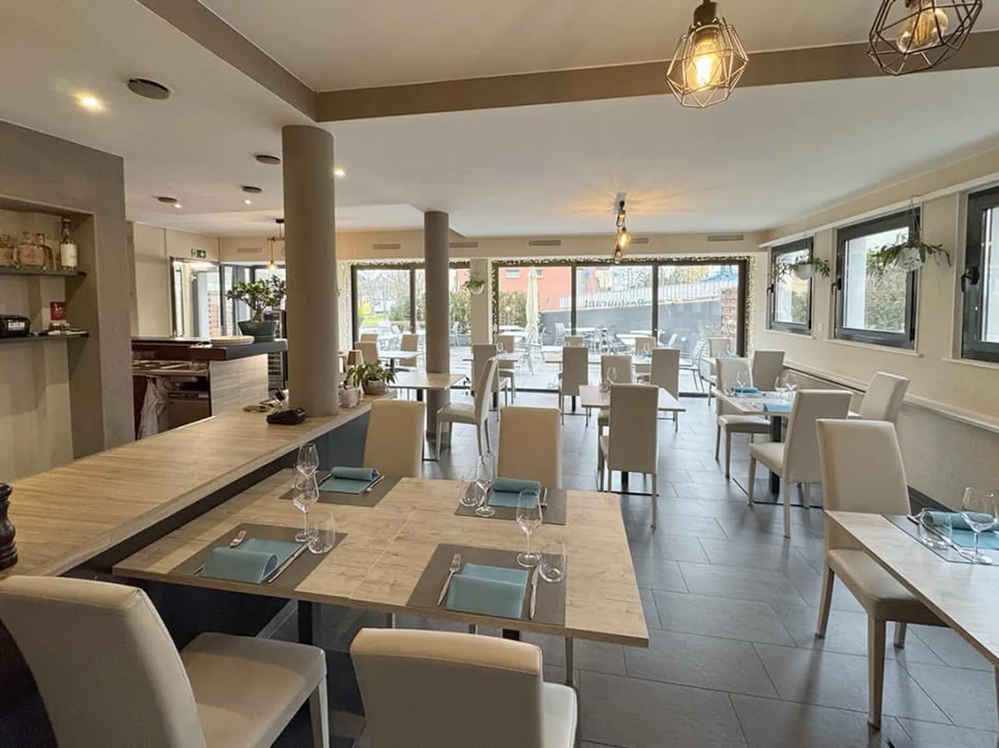 Lausanne-Chailly: Caffè-Ristorante da cedere - Foto 1 di 7