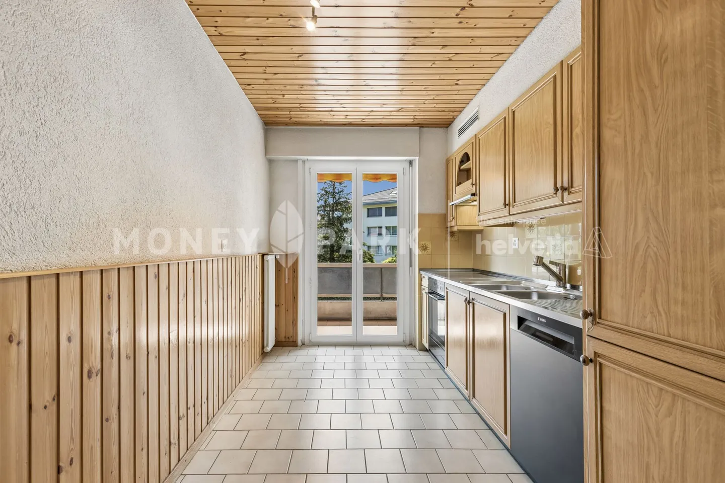 Wohnung mit Renovierungspotenzial - Foto 5 von 14