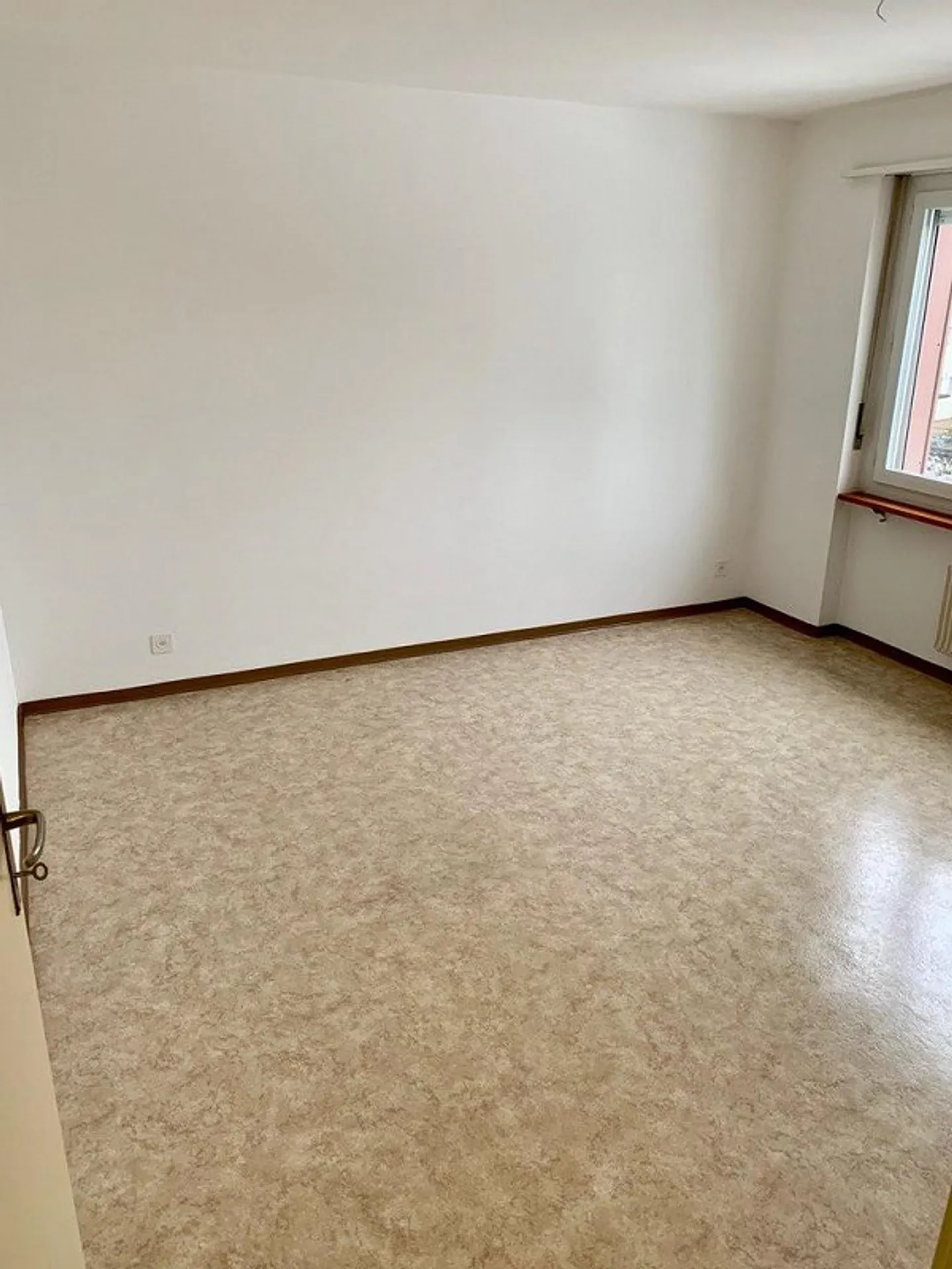 2-room apartment is looking for you - Photo 4 of 5