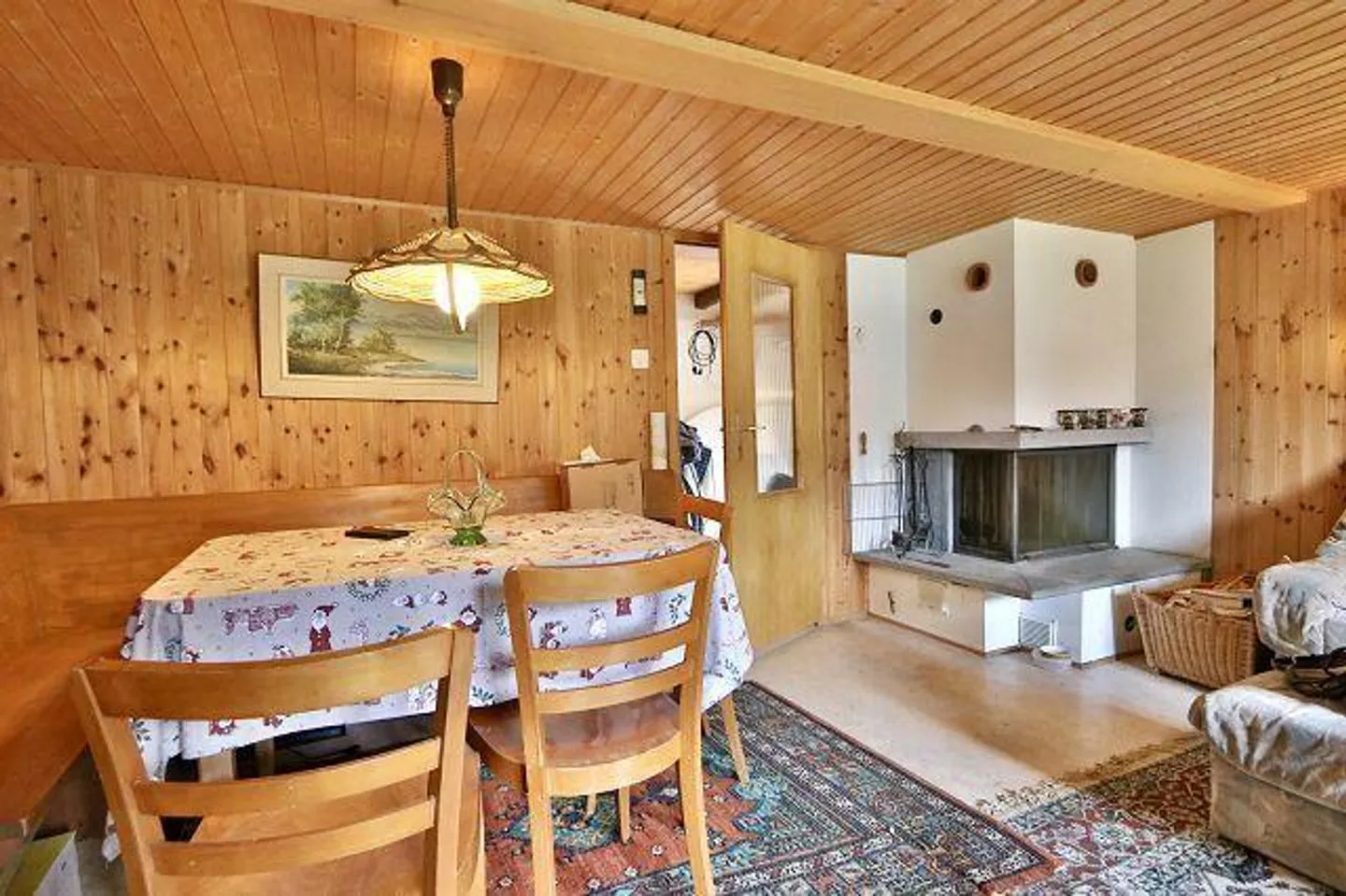 Maison de 4 pièces avec petit jardin dans un emplacement très calme et ensoleillé avec une belle vue - Photo 2 sur 34