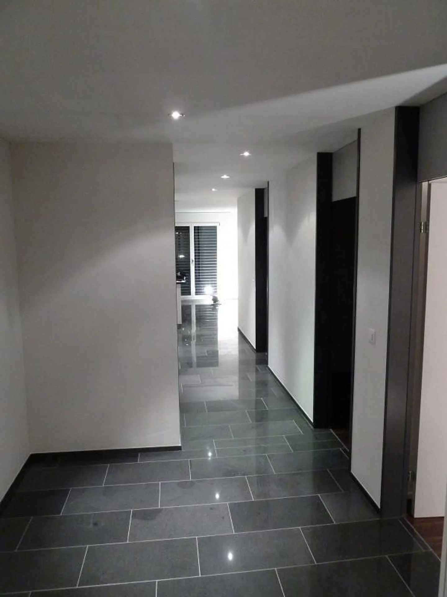 Elegante appartamento di 4.0 stanze in una posizione ottimale - Foto 1 di 13