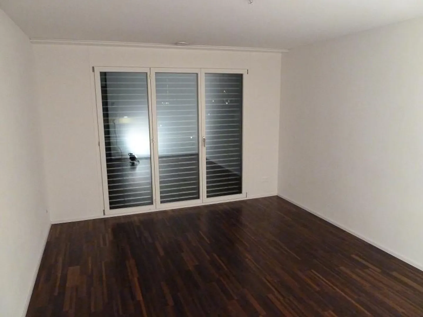 Elegante appartamento di 4.0 stanze in una posizione ottimale - Foto 7 di 13