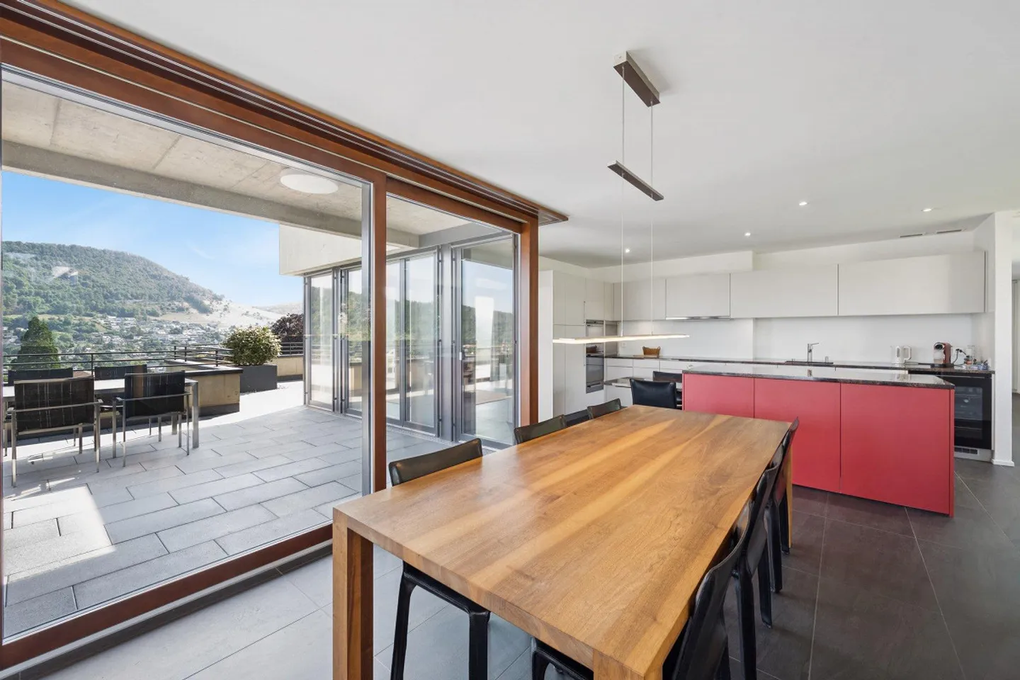 Above the Rooftops: Penthouse with a View - Photo 4 of 17