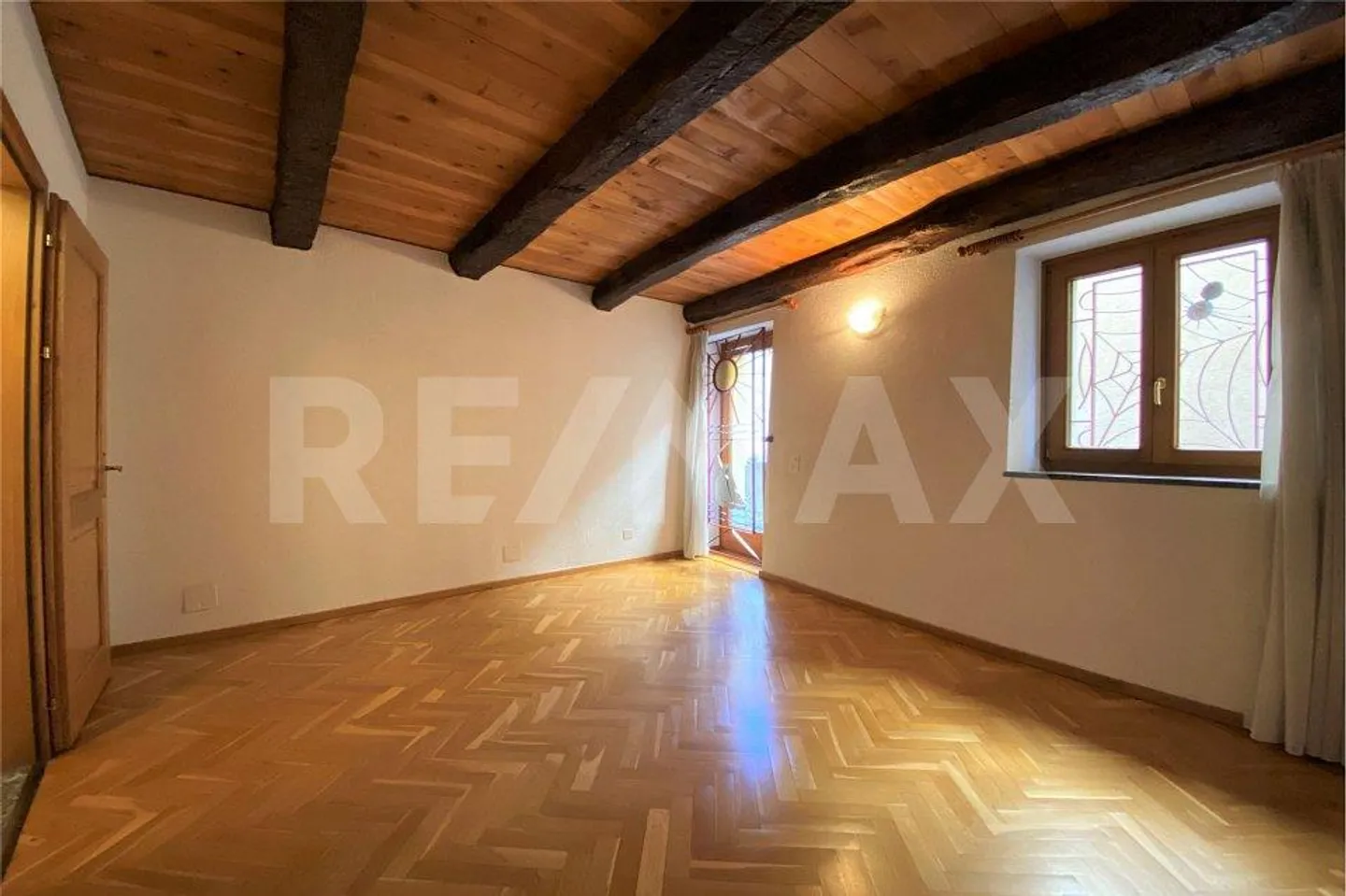 Spaziosa casa con cantina vini a due passi dal lago - Foto 7 di 13
